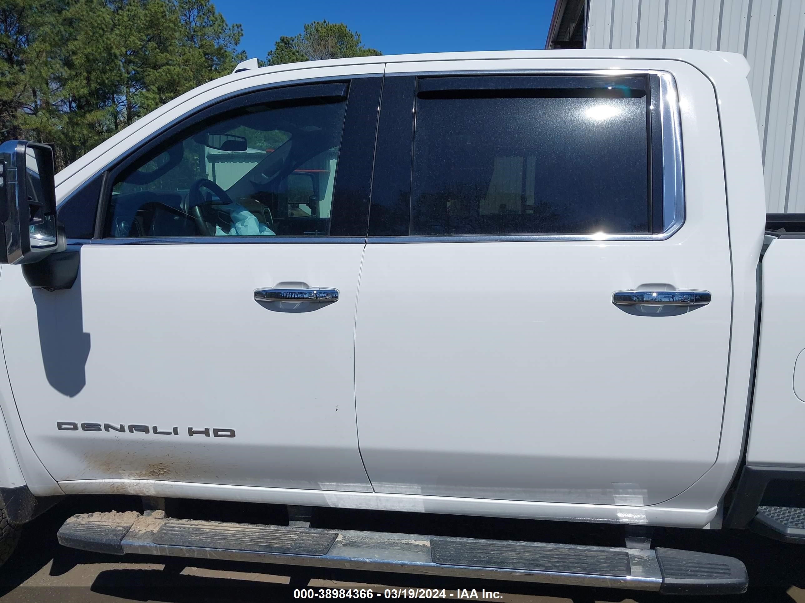 Photo 13 VIN: 1GT49REY8NF336476 - GMC SIERRA 