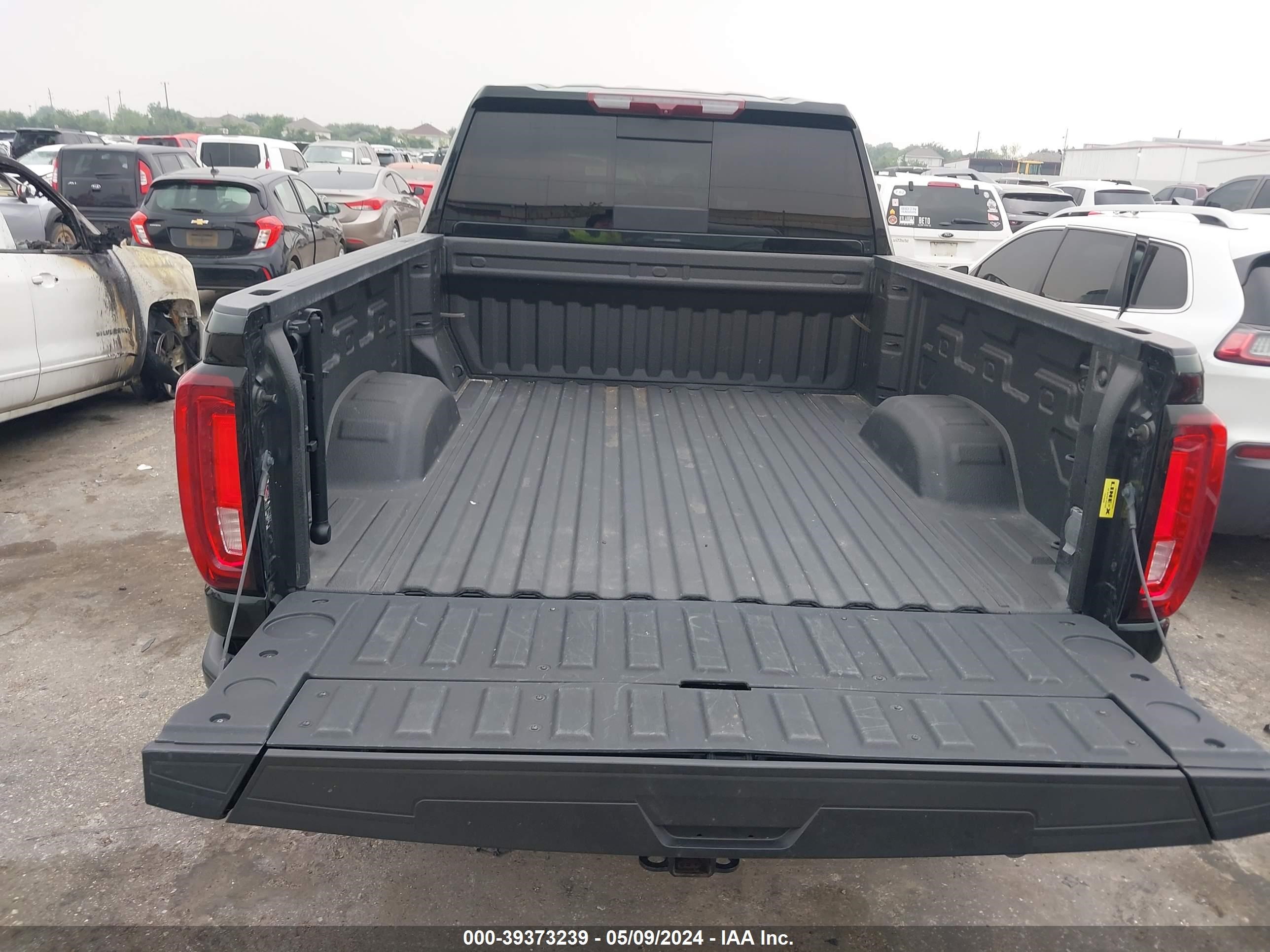 Photo 18 VIN: 1GT49REYXNF269458 - GMC SIERRA 