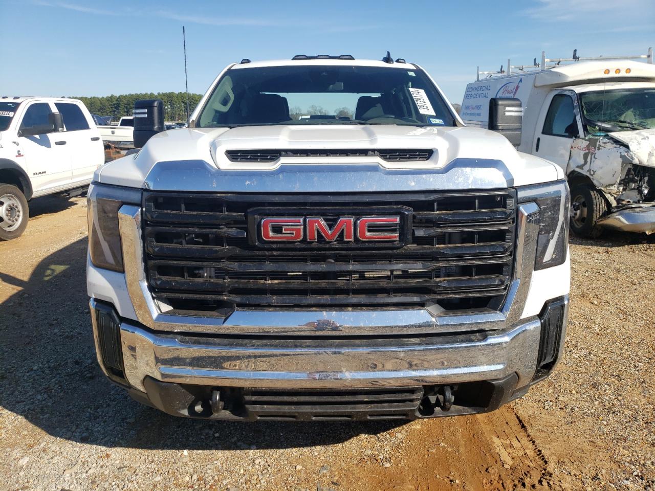 Photo 4 VIN: 1GT49SEY9RF124795 - GMC SIERRA 