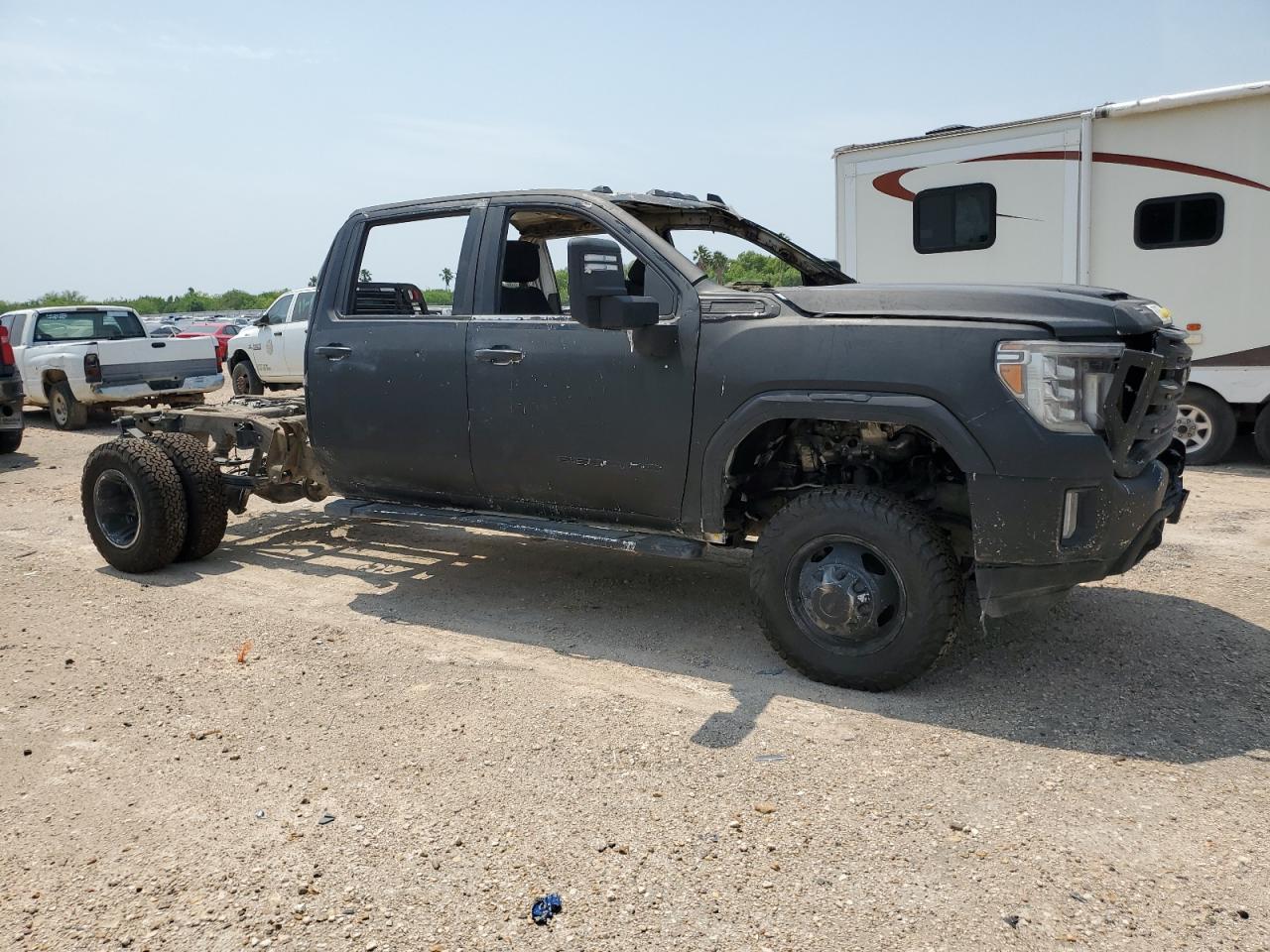 Photo 3 VIN: 1GT49TEY6MF228353 - GMC SIERRA 