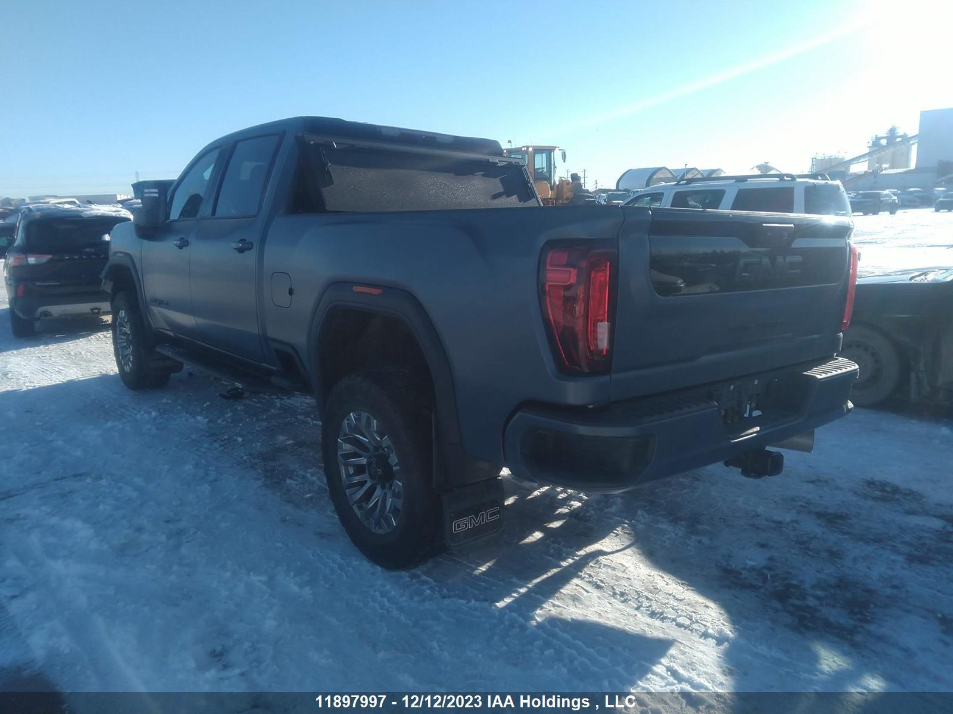 Photo 2 VIN: 1GT49VEY8PF147788 - GMC NULL 