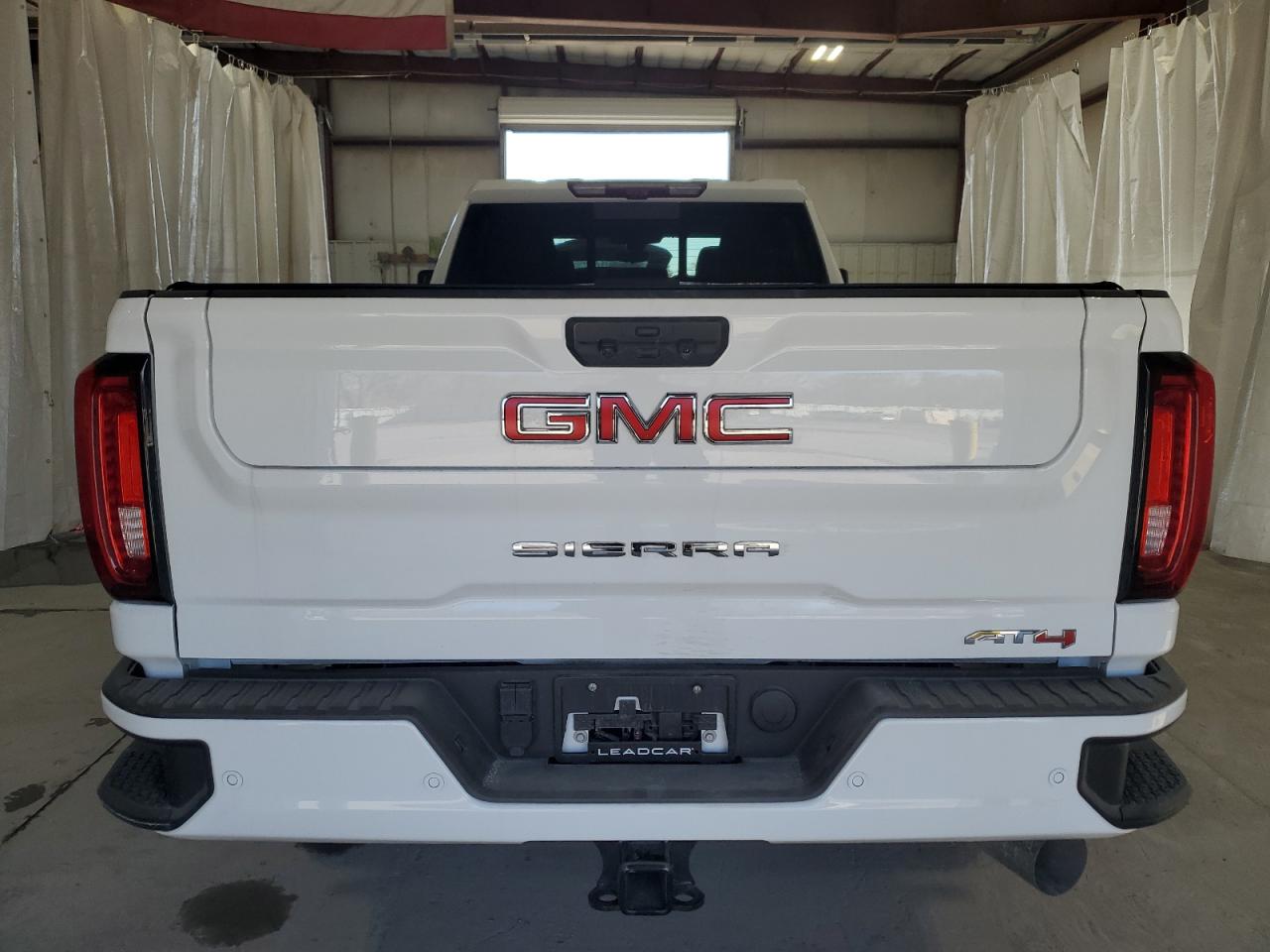 Photo 5 VIN: 1GT49VEY8PF159214 - GMC SIERRA 