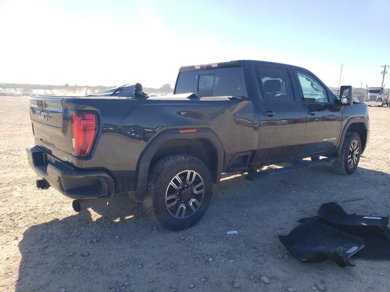 Photo 2 VIN: 1GT49VEYXLF286363 - GMC SIERRA 