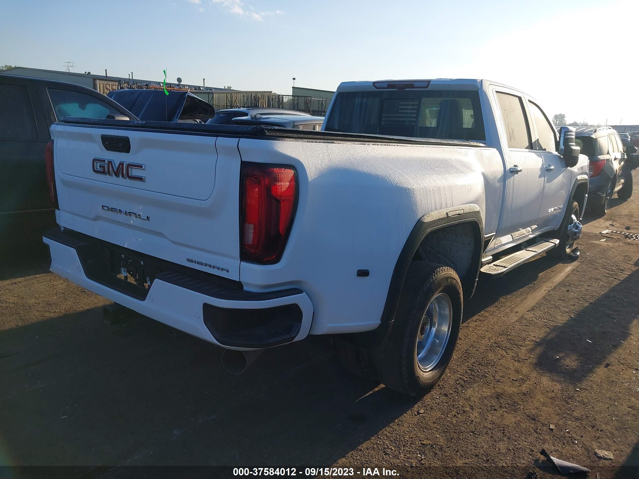 Photo 3 VIN: 1GT49WEY0NF357532 - GMC NULL 