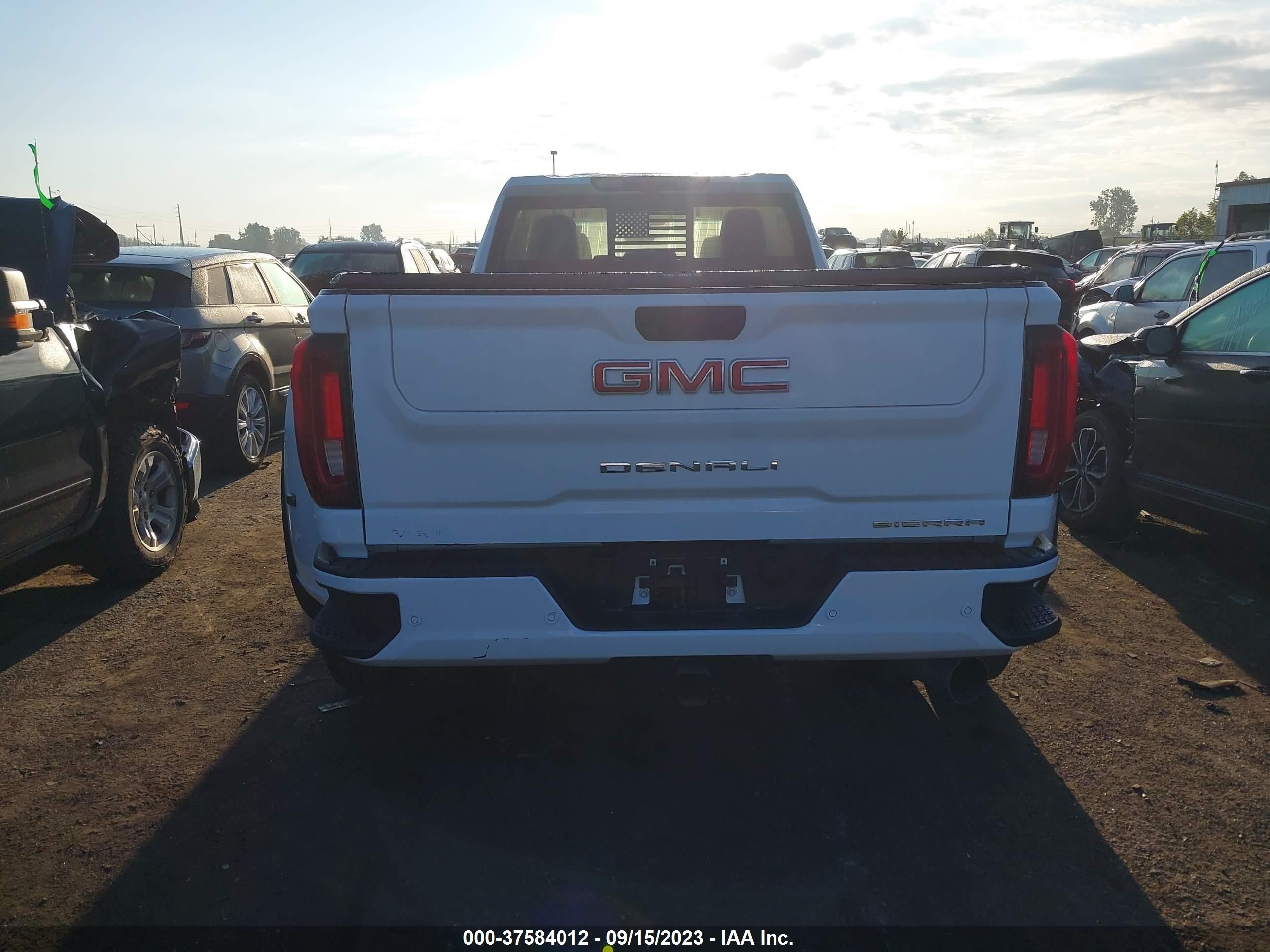 Photo 7 VIN: 1GT49WEY0NF357532 - GMC NULL 