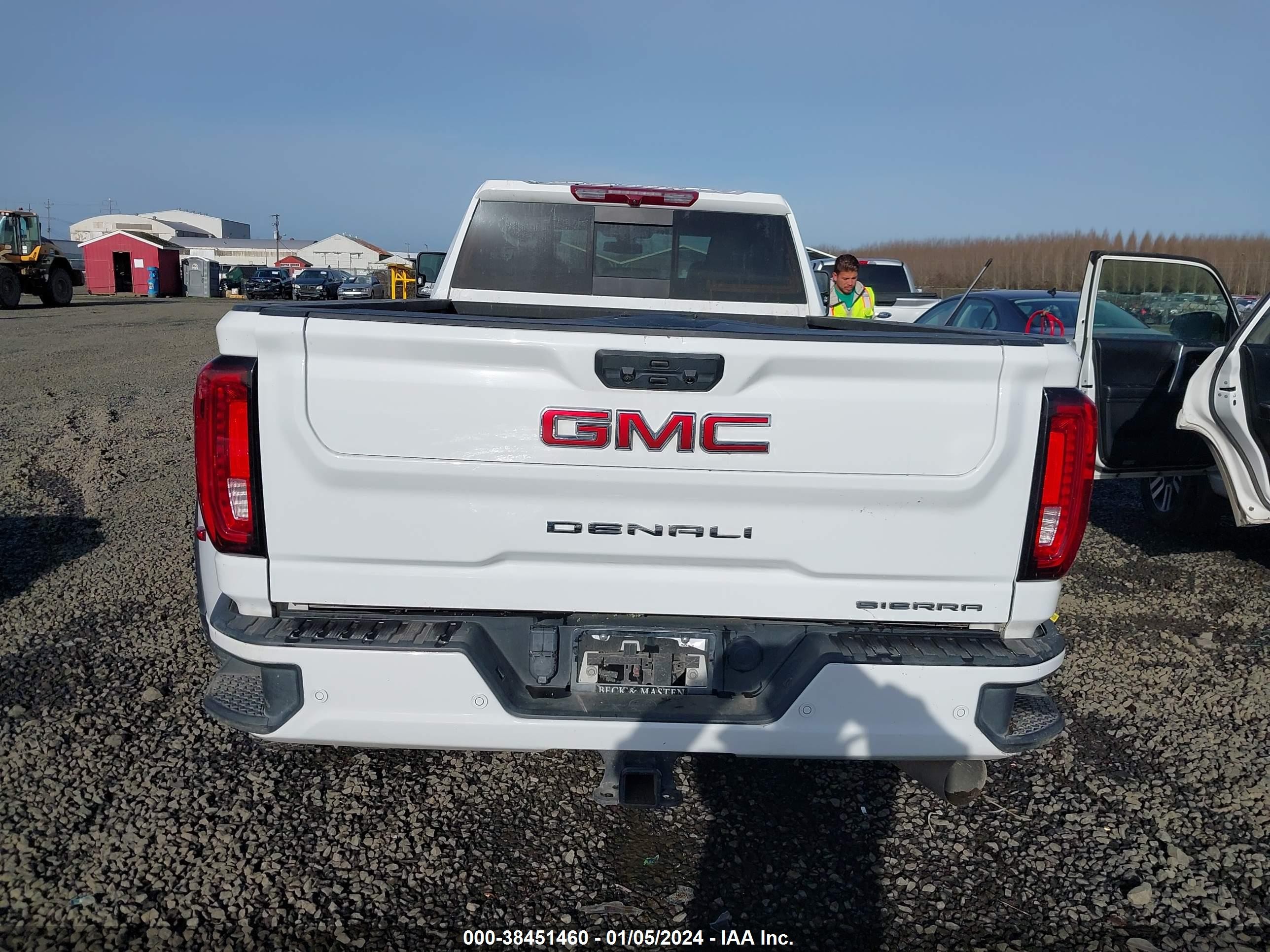 Photo 7 VIN: 1GT49WEY8NF209435 - GMC SIERRA 