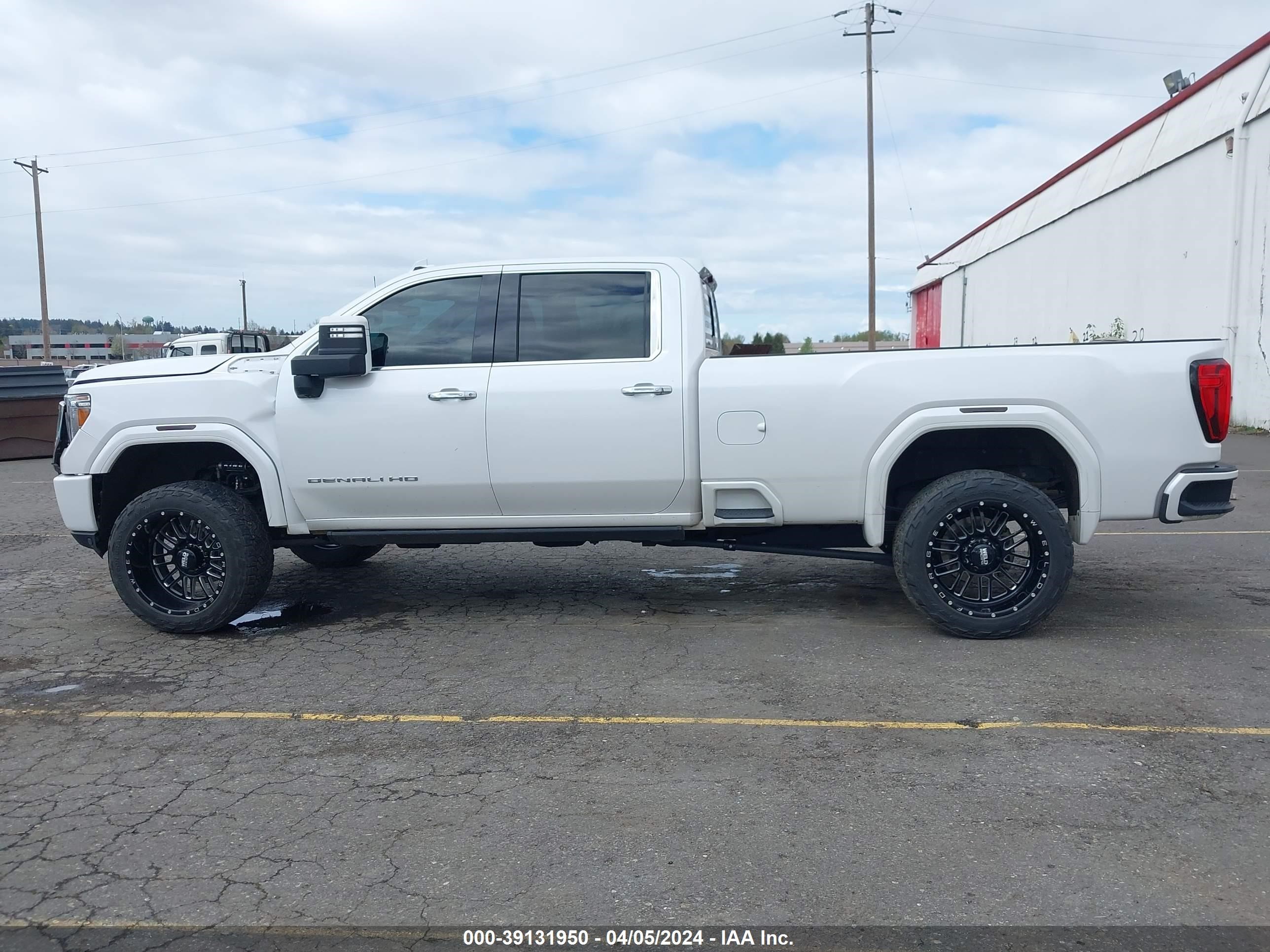 Photo 15 VIN: 1GT49WEYXLF215332 - GMC NULL 