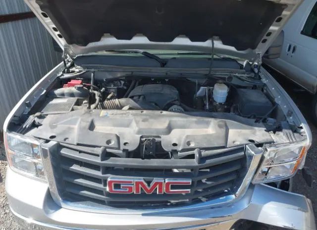 Photo 9 VIN: 1GT4K1BG2AF140481 - GMC SIERRA 