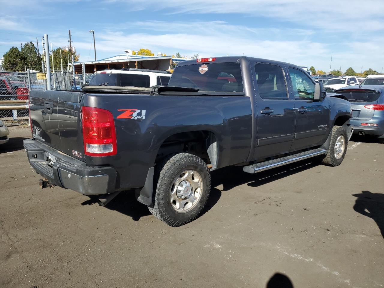 Photo 2 VIN: 1GT4K1BG4AS113707 - GMC SIERRA 