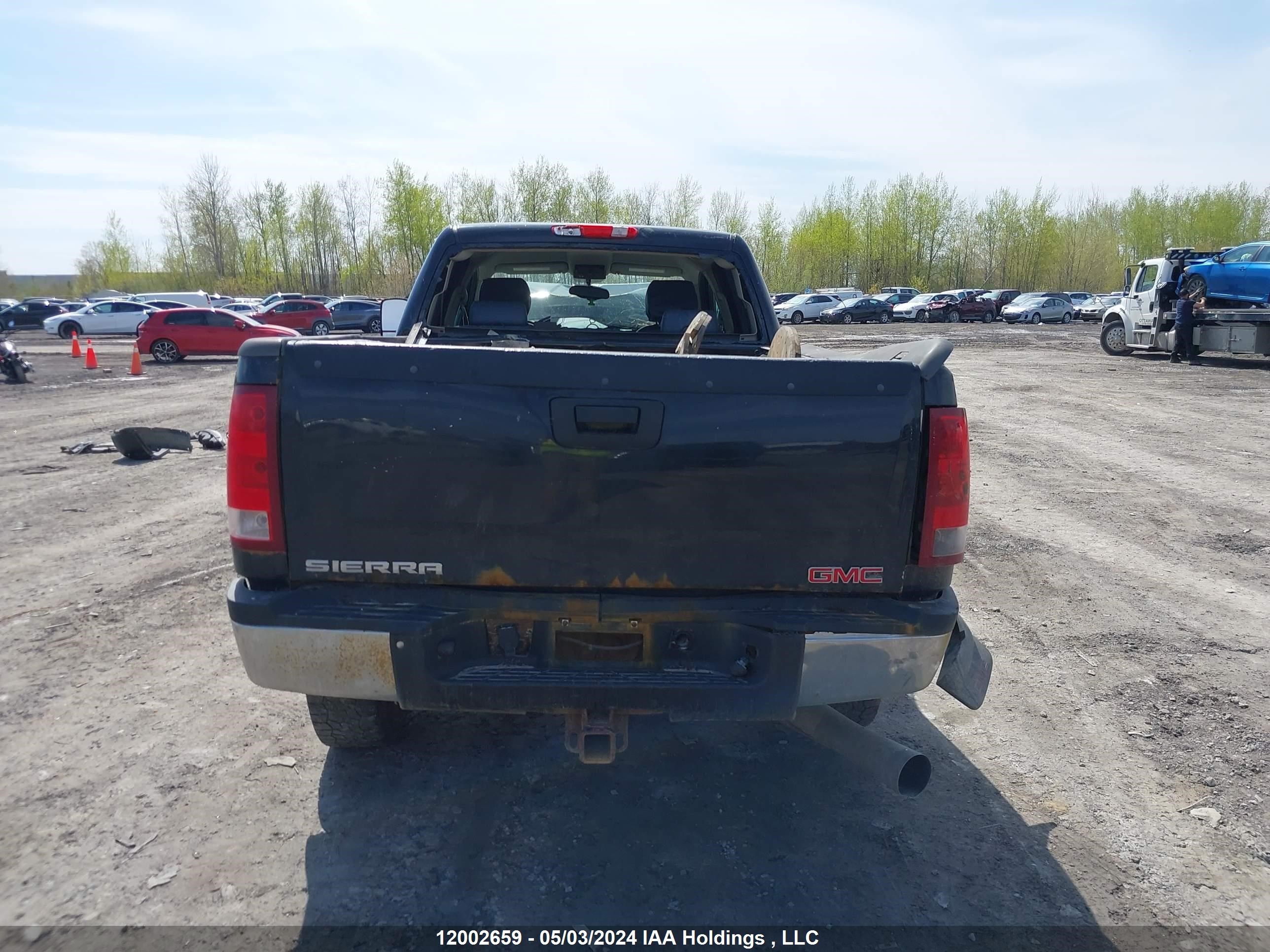 Photo 15 VIN: 1GT4KZB62AF106076 - GMC SIERRA 