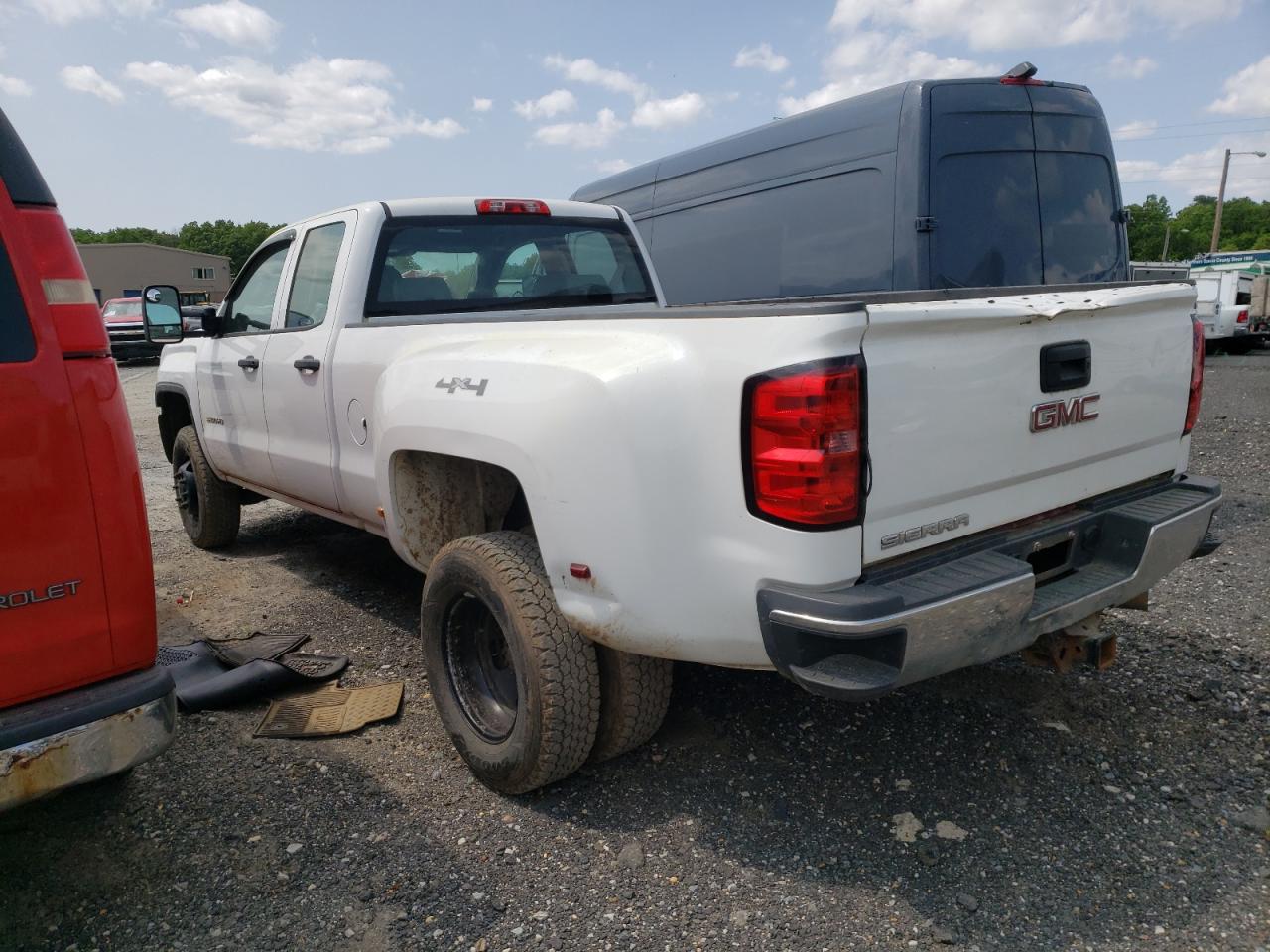 Photo 1 VIN: 1GT521C81FZ115587 - GMC SIERRA 