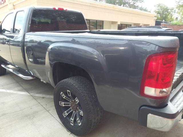 Photo 2 VIN: 1GT522C82BZ264770 - GMC SIERRA K35 