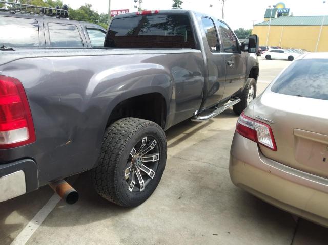 Photo 3 VIN: 1GT522C82BZ264770 - GMC SIERRA K35 