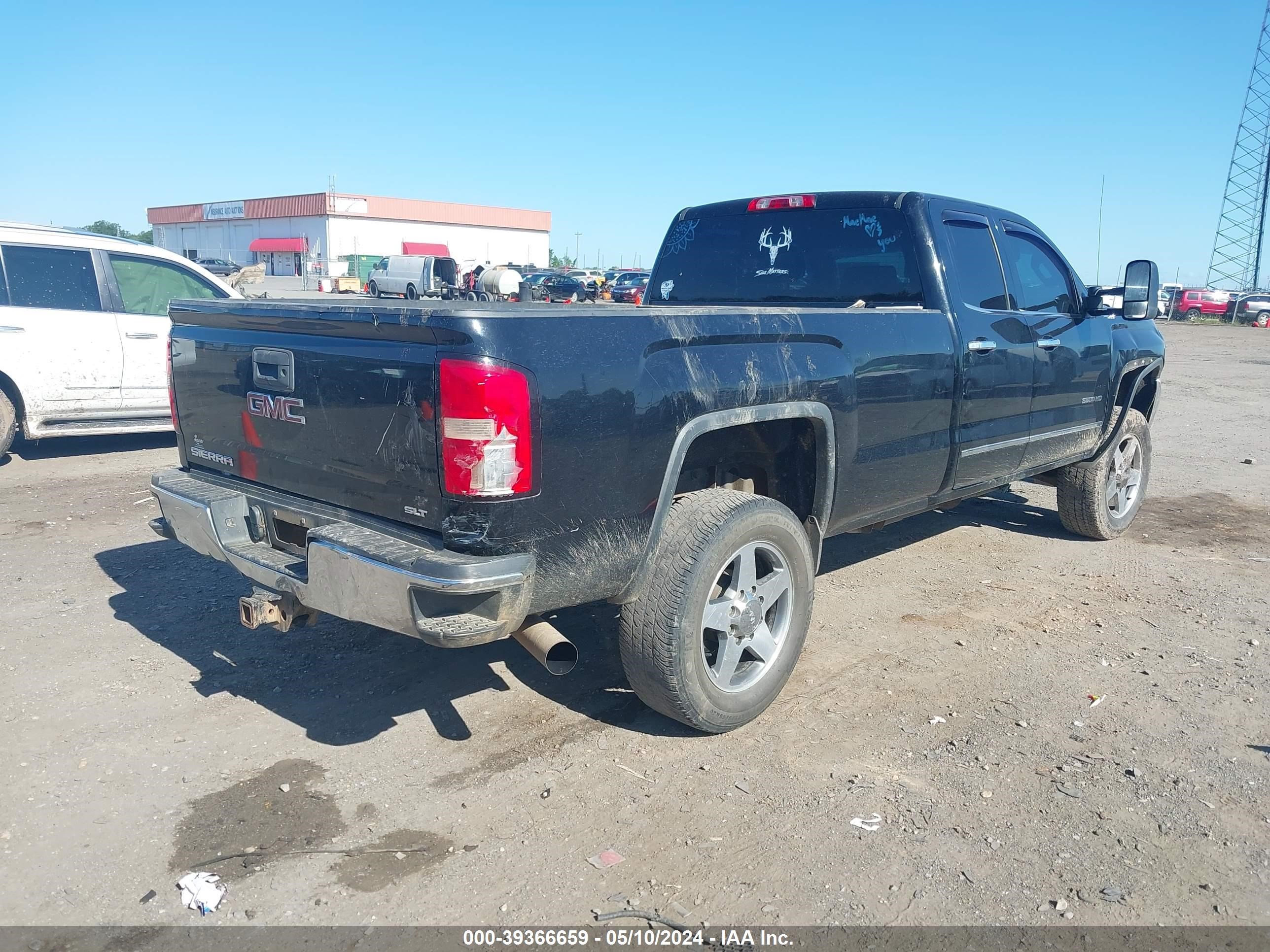 Photo 3 VIN: 1GT523C8XFZ109430 - GMC NULL 