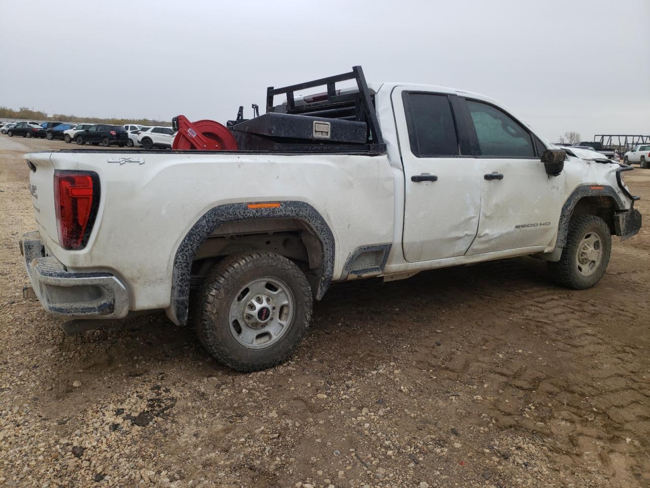 Photo 2 VIN: 1GT59LE78PF204474 - GMC SIERRA 