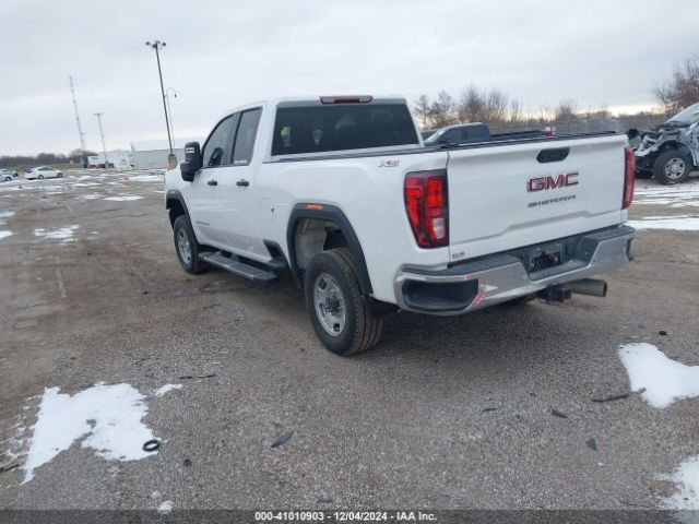 Photo 2 VIN: 1GT59LEY8NF268021 - GMC SIERRA HD 