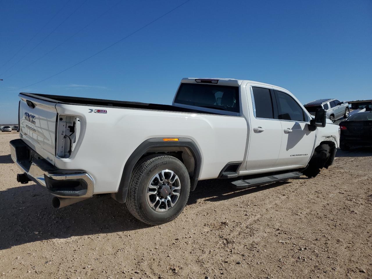 Photo 2 VIN: 1GT59MEY6RF162100 - GMC SIERRA 