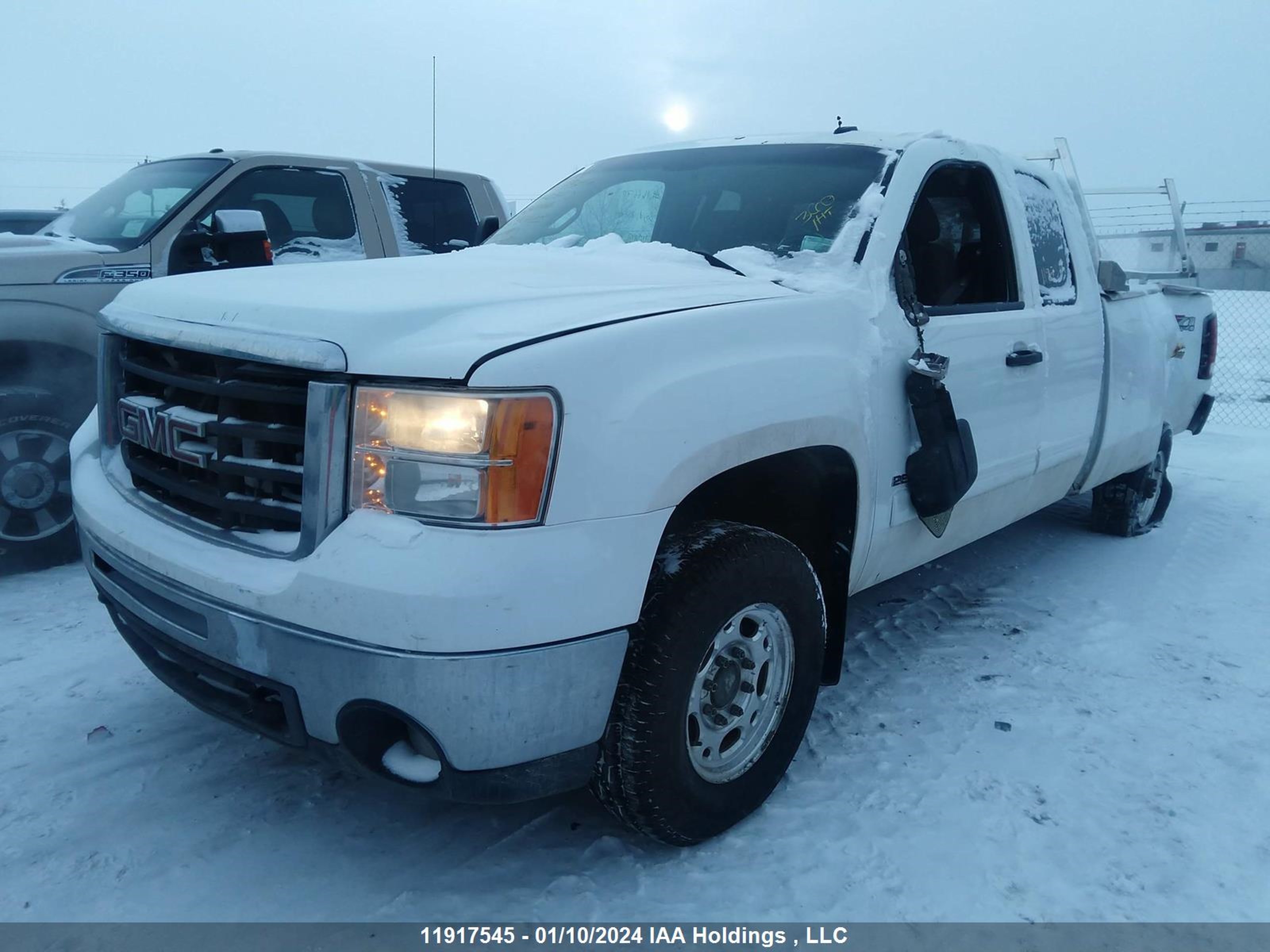 Photo 1 VIN: 1GT5K0BG9AZ243426 - GMC SIERRA 