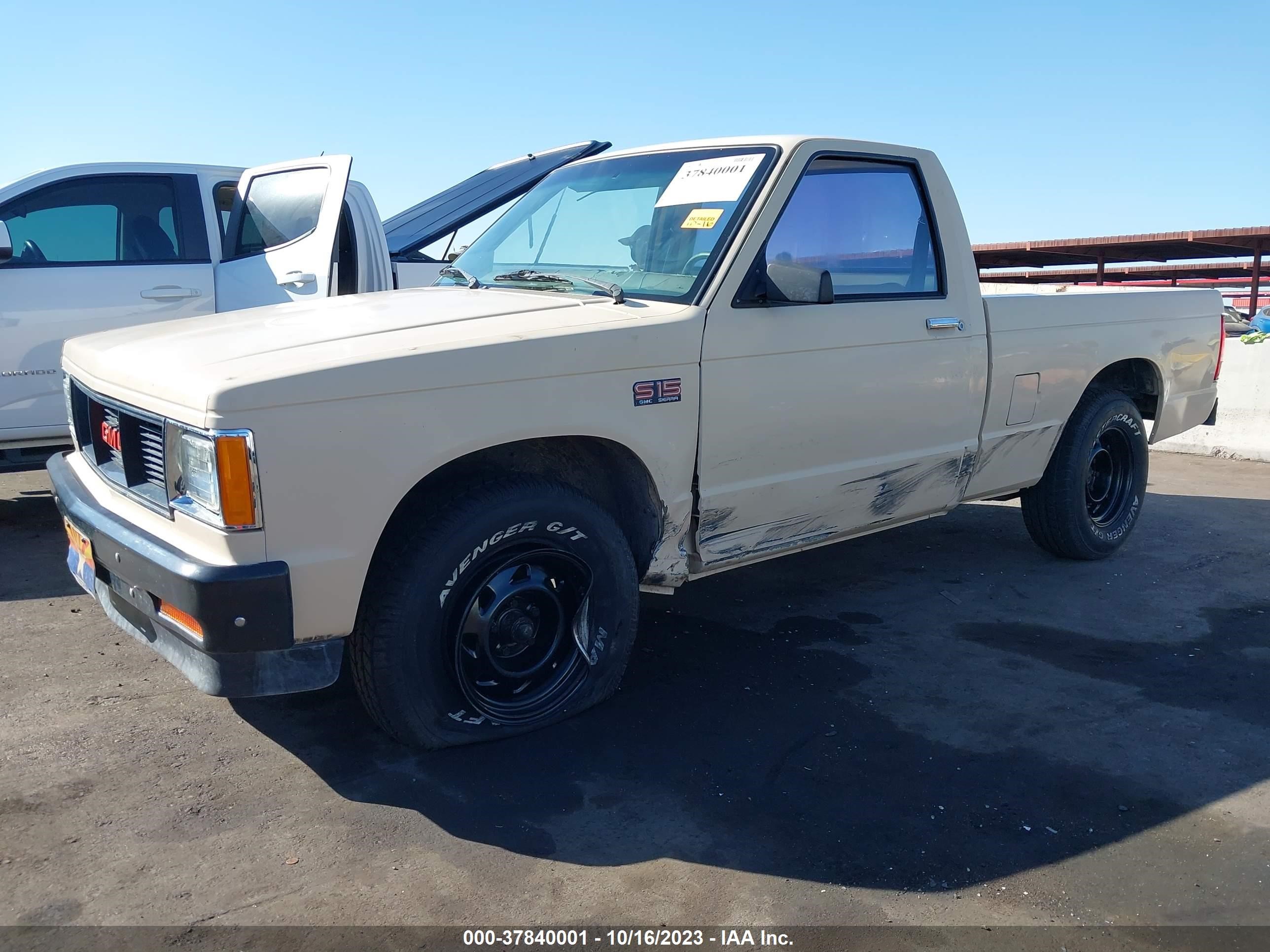 Photo 1 VIN: 1GTBS14A6F2543894 - GMC NULL 