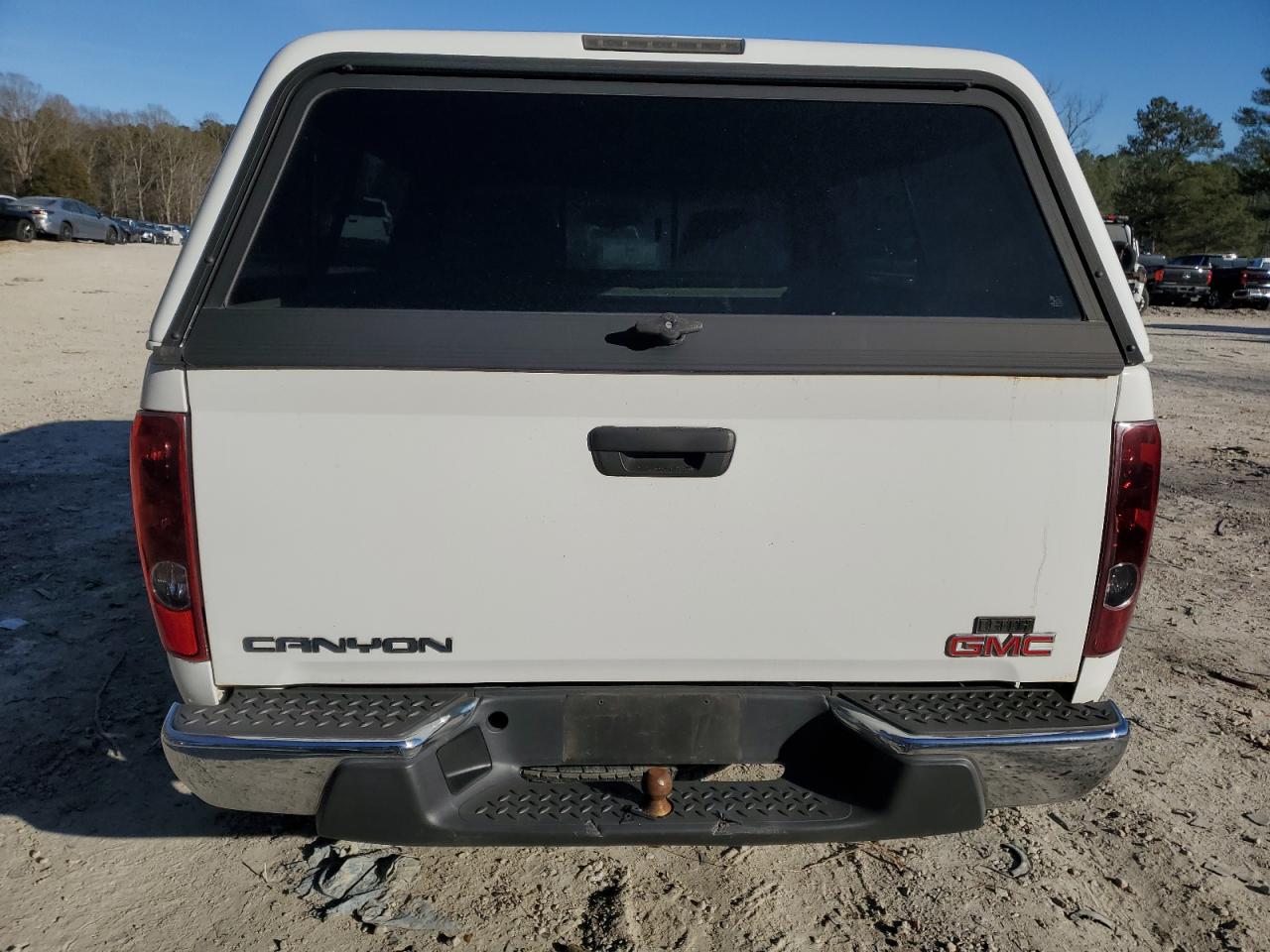 Photo 5 VIN: 1GTC5LF91B8100991 - GMC CANYON 