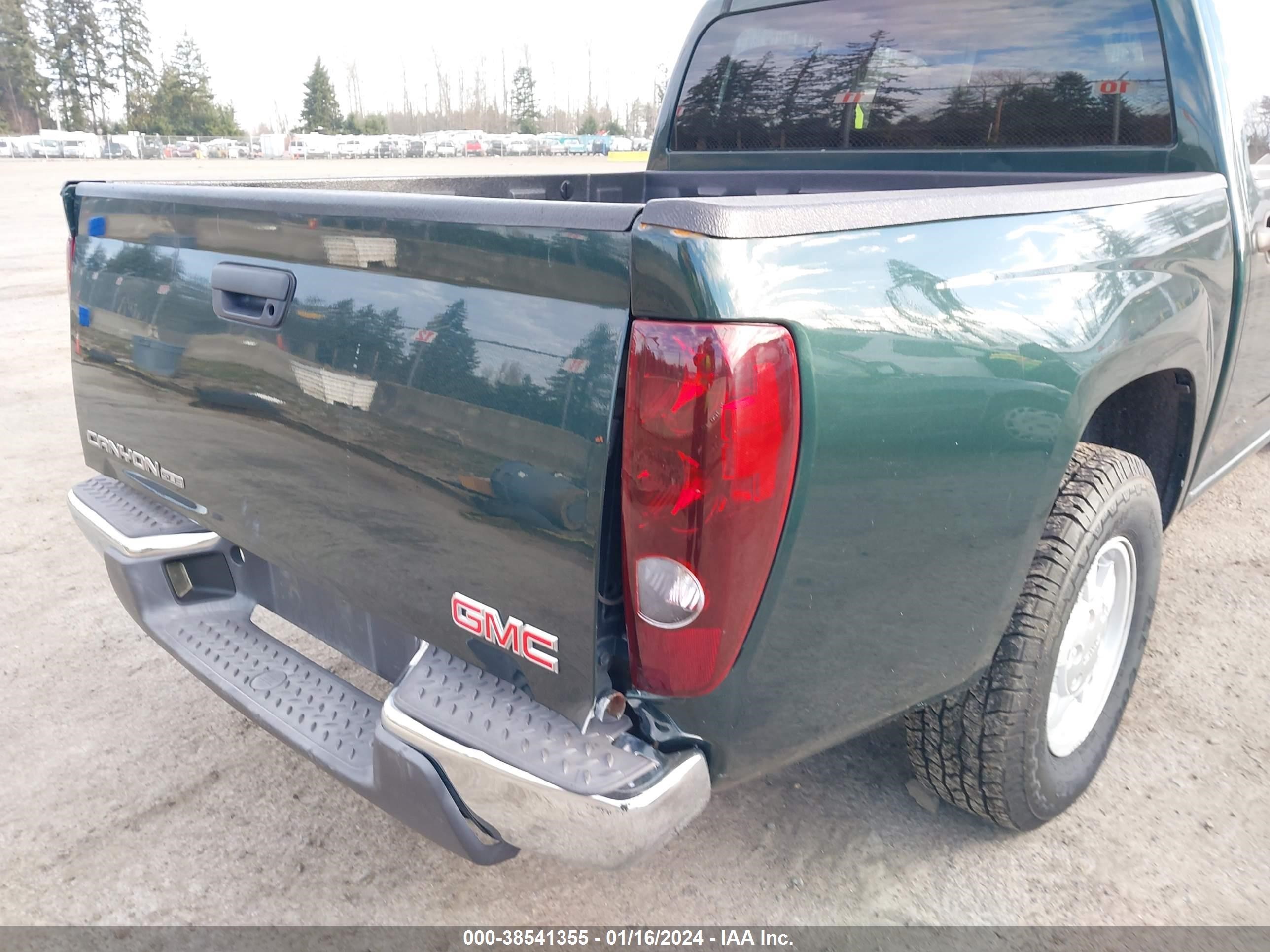 Photo 5 VIN: 1GTCS136158115406 - GMC CANYON 