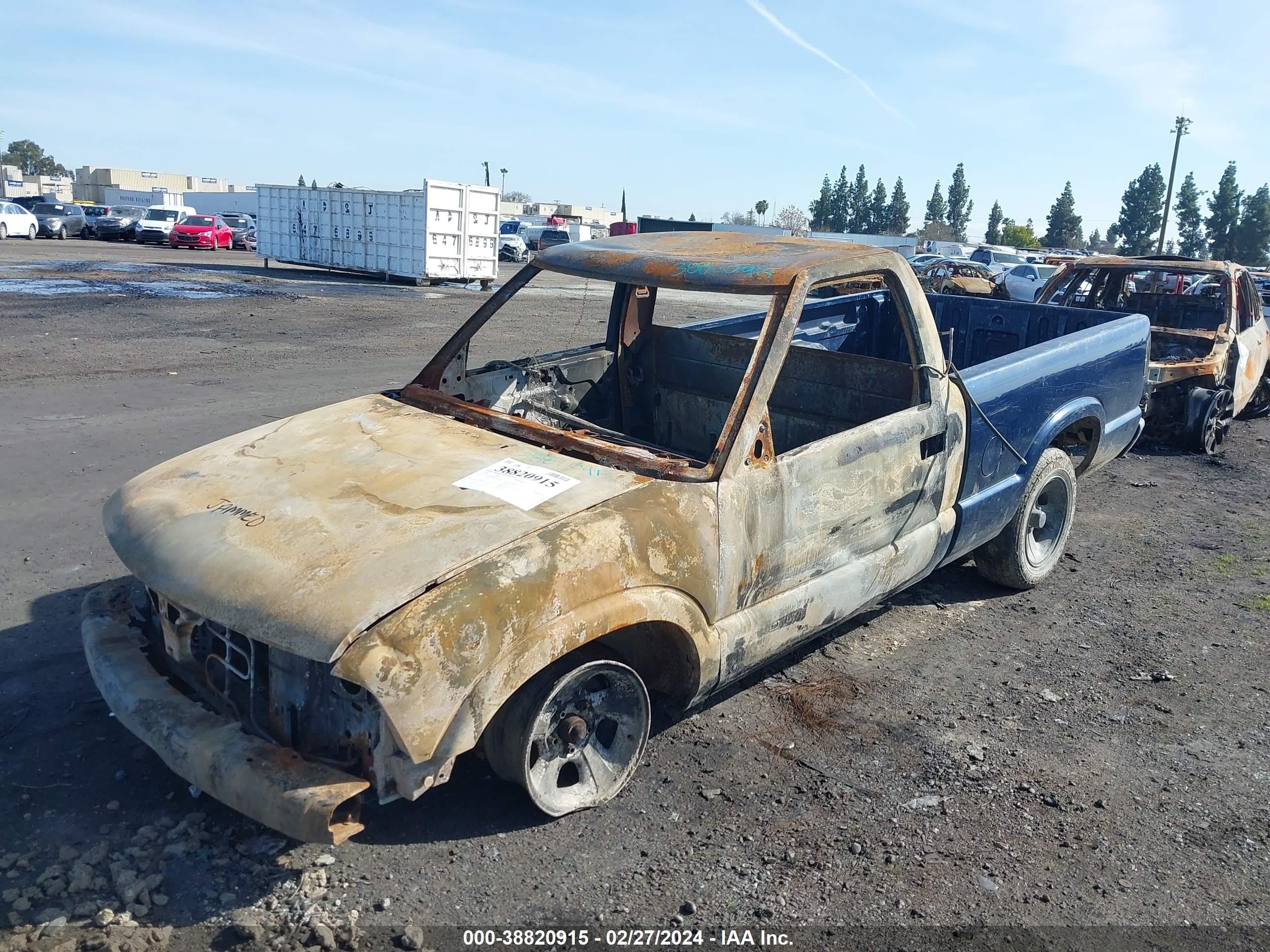 Photo 1 VIN: 1GTCS1440X8534234 - GMC SONOMA 