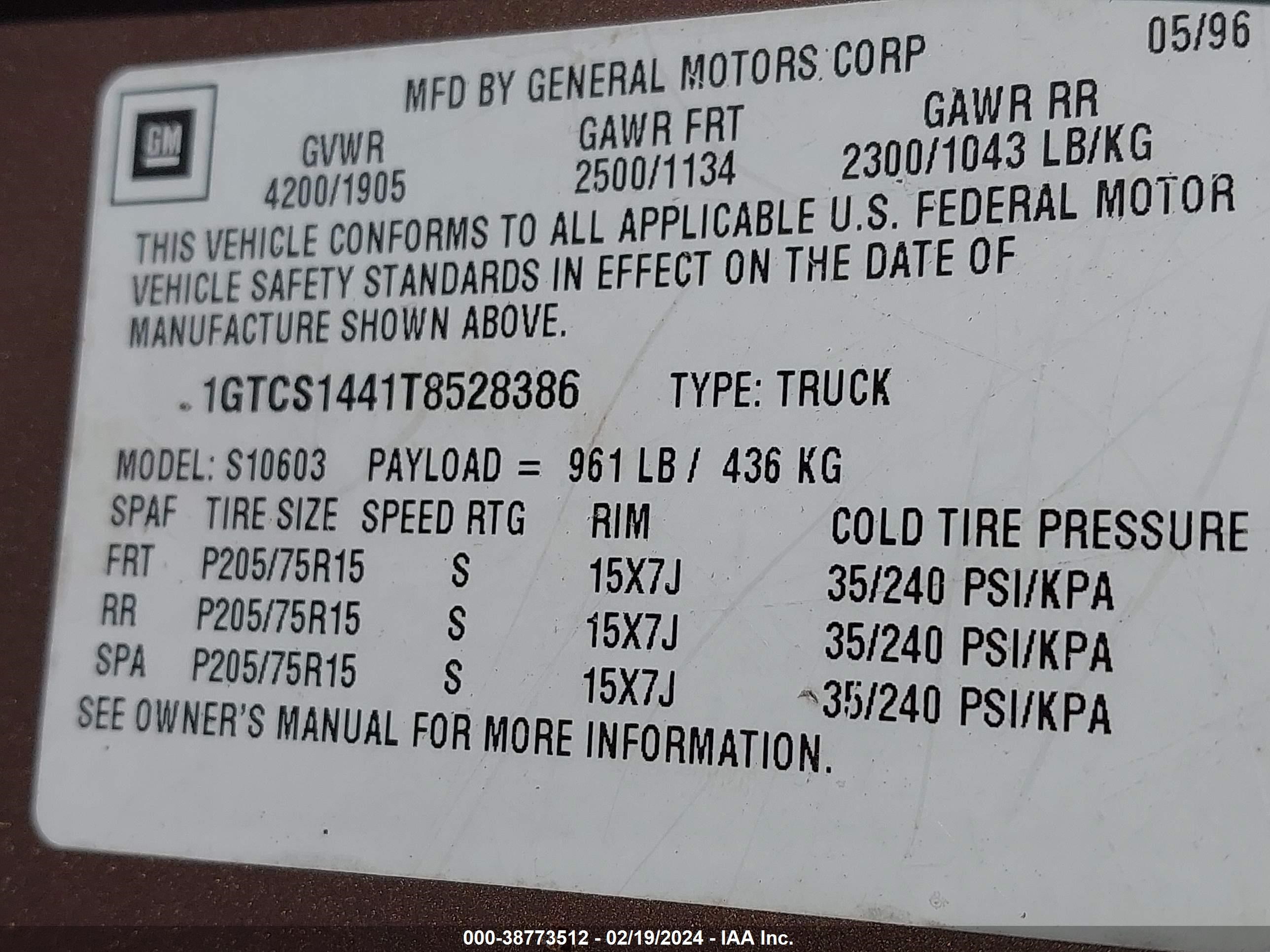 Photo 8 VIN: 1GTCS1441T8528386 - GMC SONOMA 