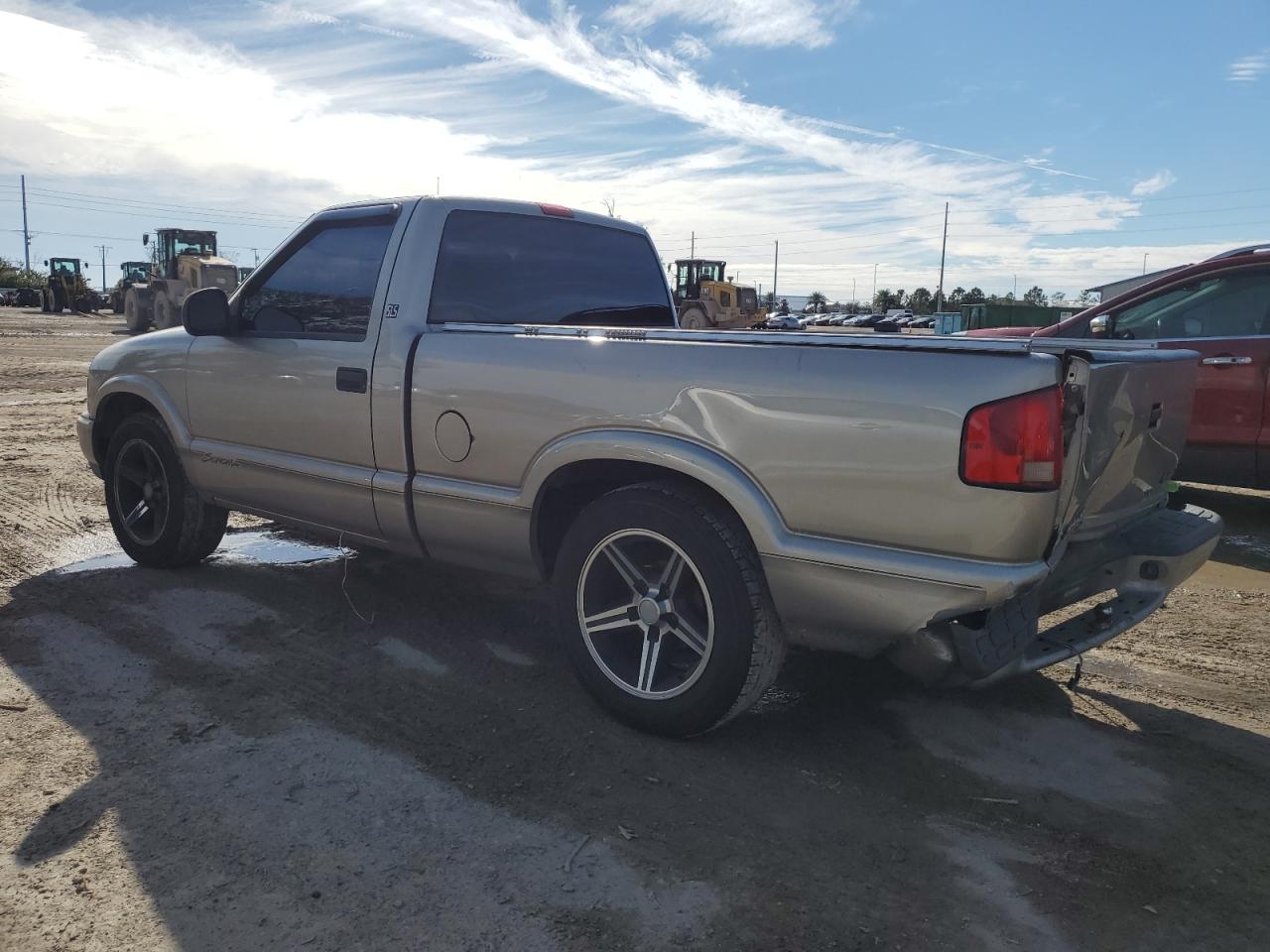 Photo 1 VIN: 1GTCS1446W8531336 - GMC SONOMA 