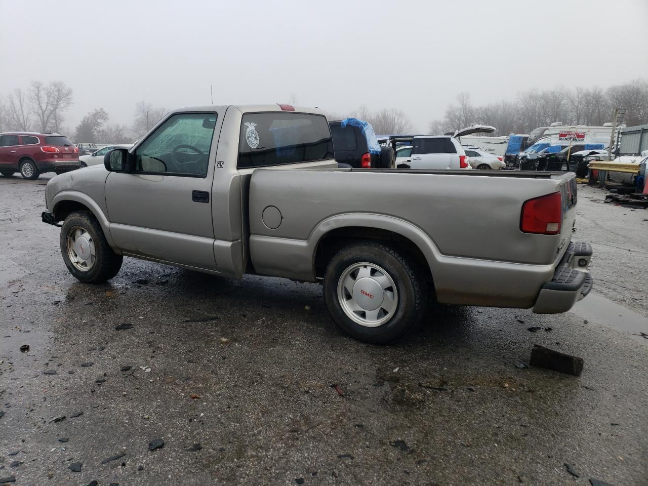 Photo 1 VIN: 1GTCS145328196779 - GMC SONOMA 