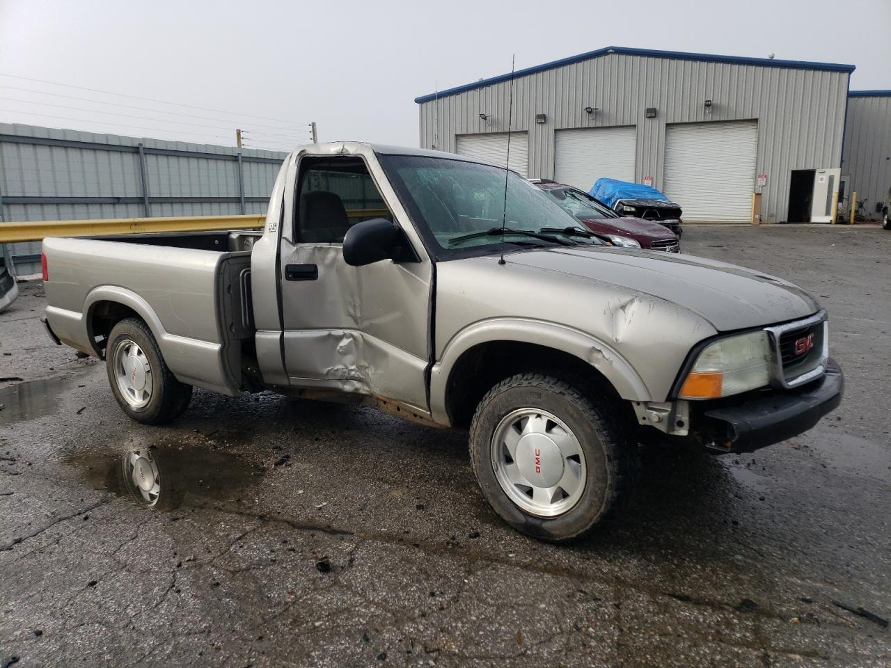 Photo 3 VIN: 1GTCS145328196779 - GMC SONOMA 