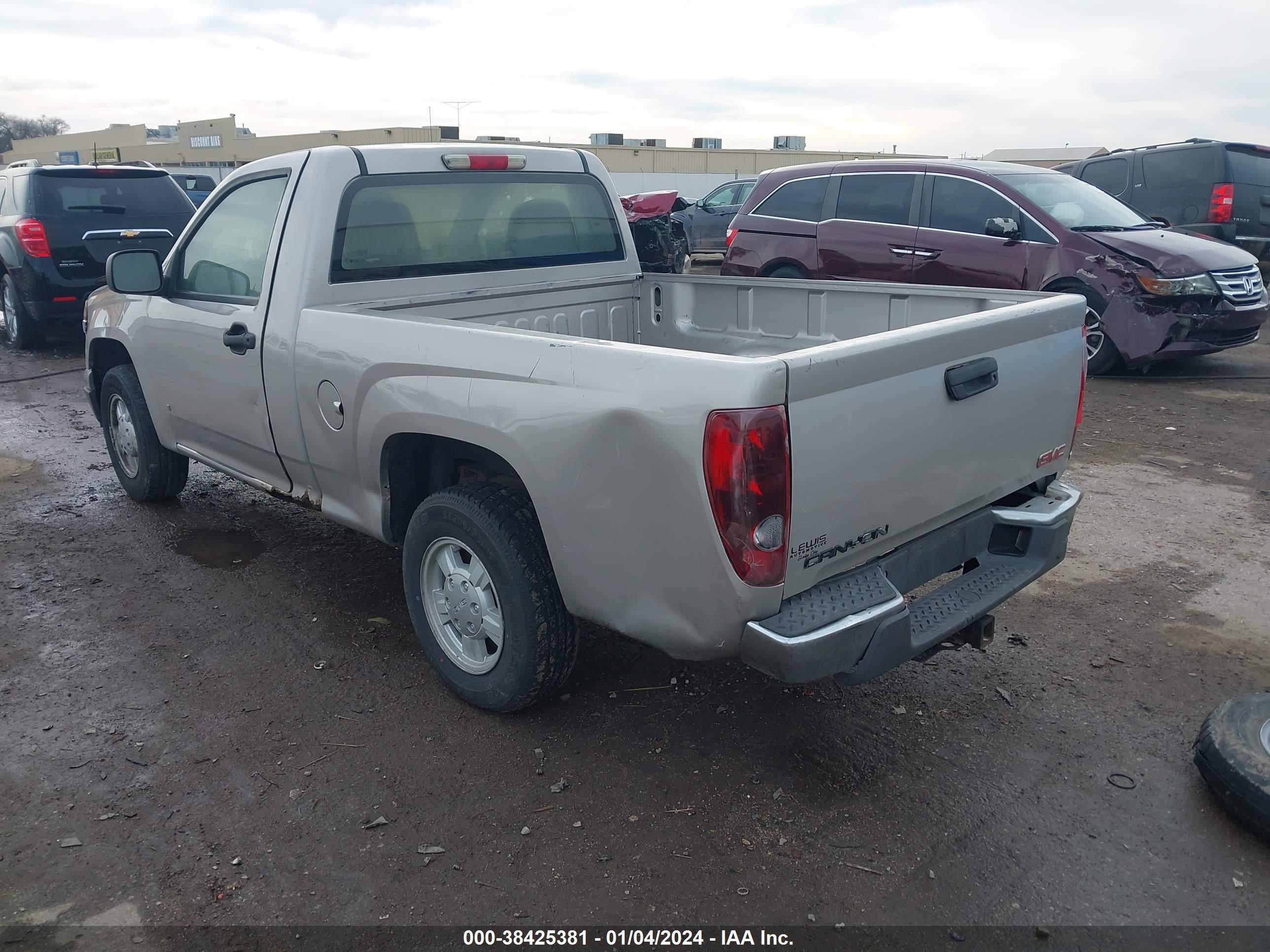 Photo 2 VIN: 1GTCS148368265843 - GMC CANYON 