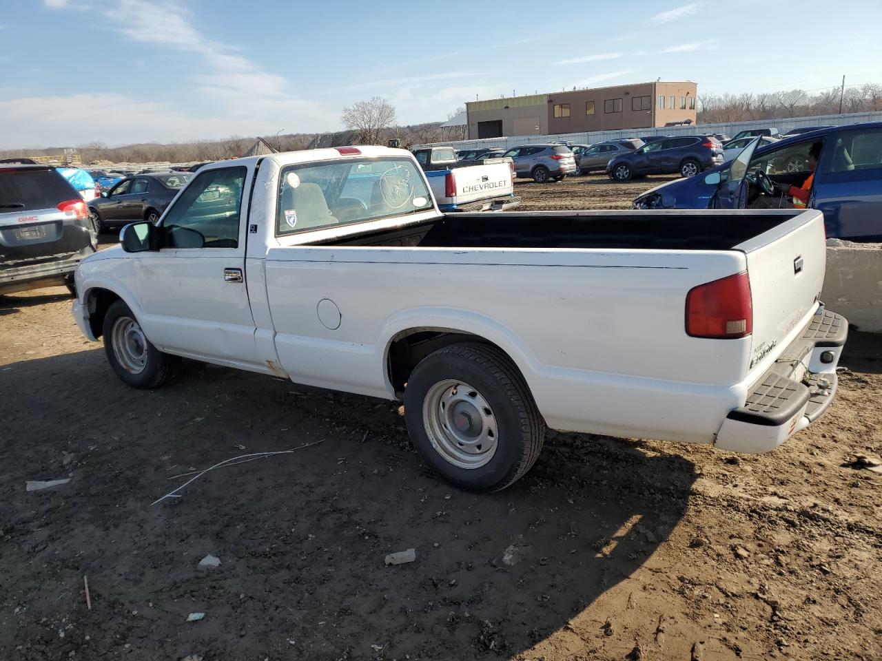 Photo 1 VIN: 1GTCS14H238126976 - GMC SONOMA 