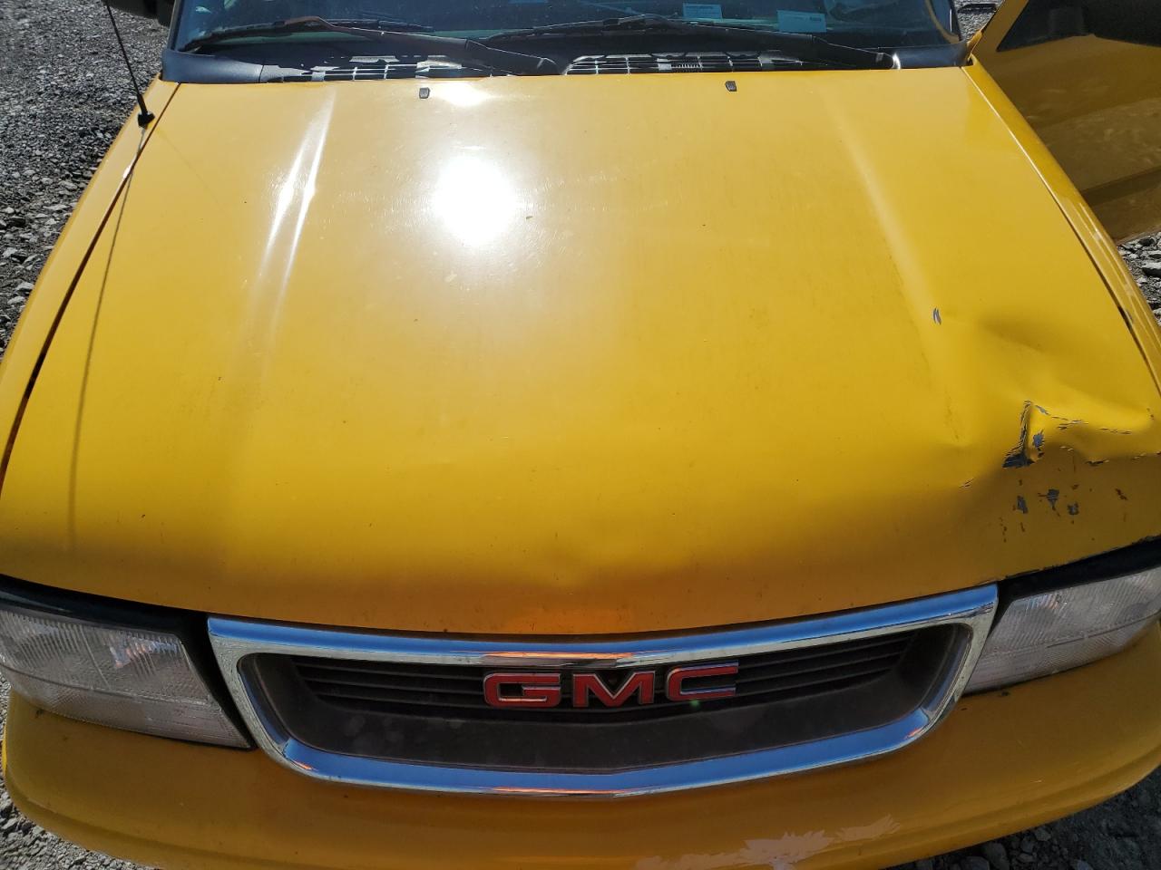 Photo 10 VIN: 1GTCS14H638276895 - GMC SONOMA 