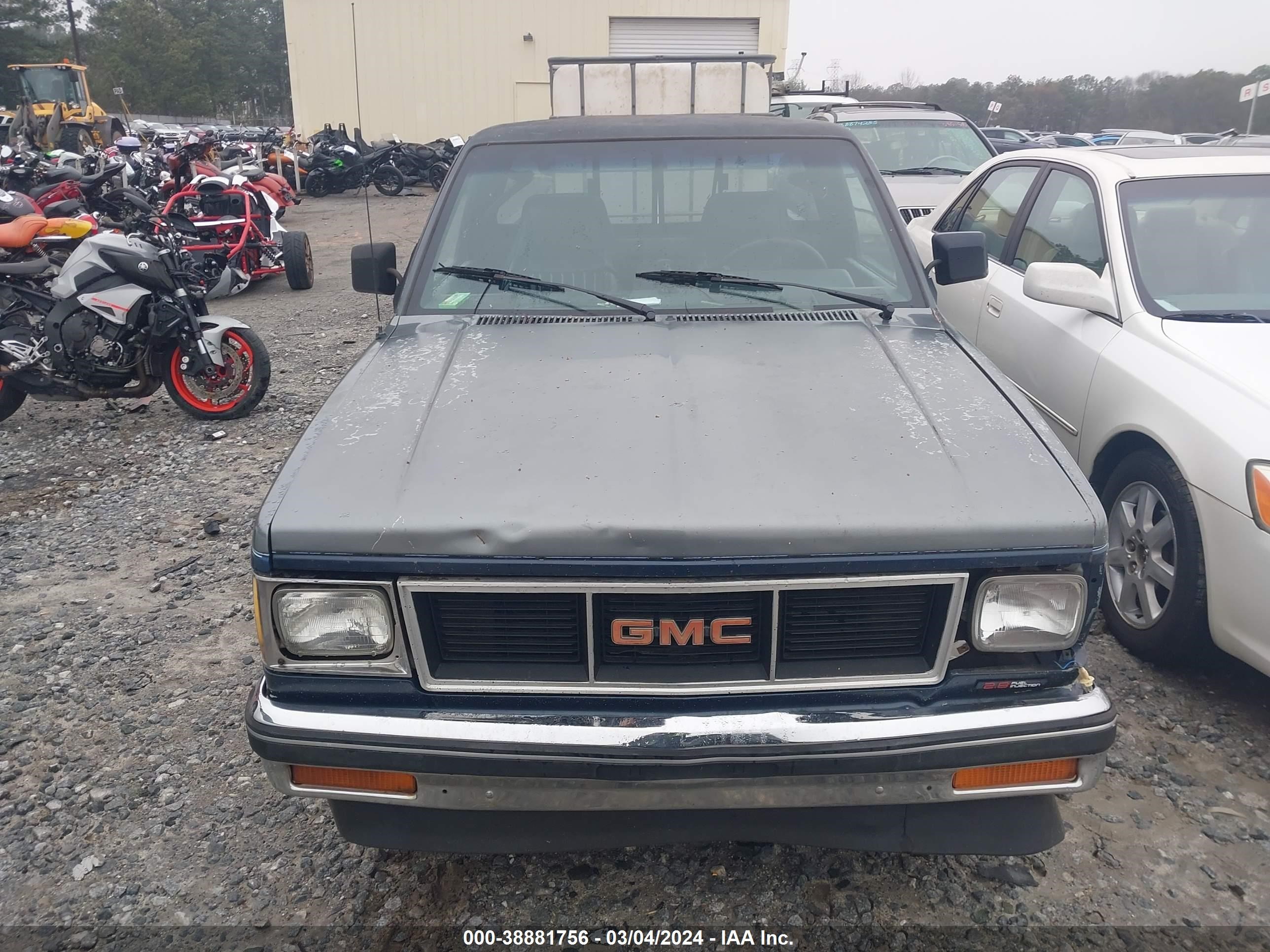 Photo 5 VIN: 1GTCS14R5G2517945 - GMC NULL 