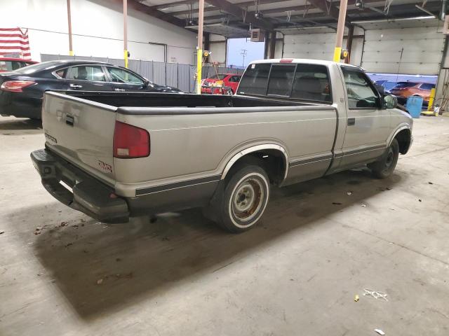 Photo 2 VIN: 1GTCS14W028249317 - GMC SONOMA 