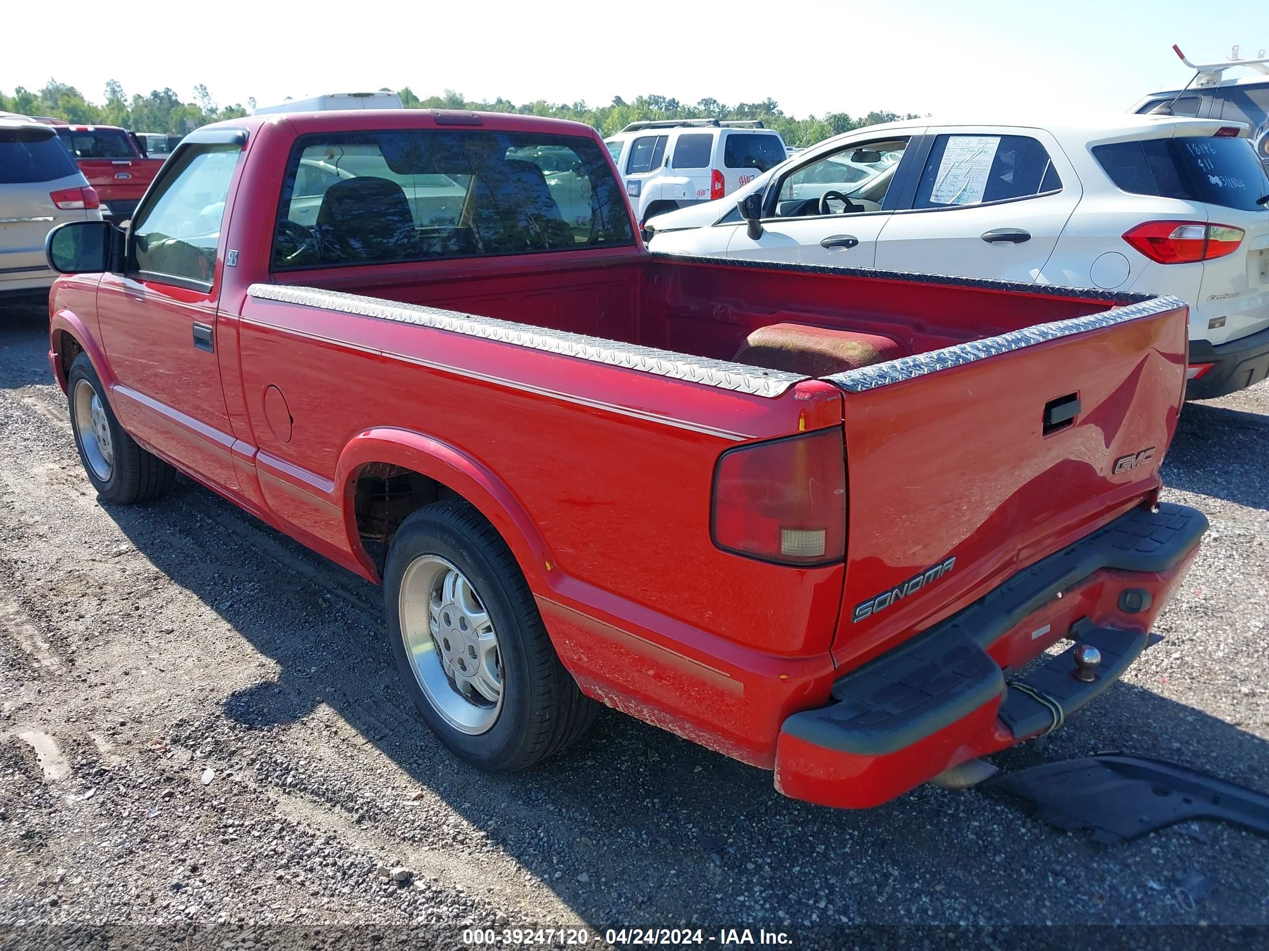 Photo 2 VIN: 1GTCS14X4X8525501 - GMC SONOMA 