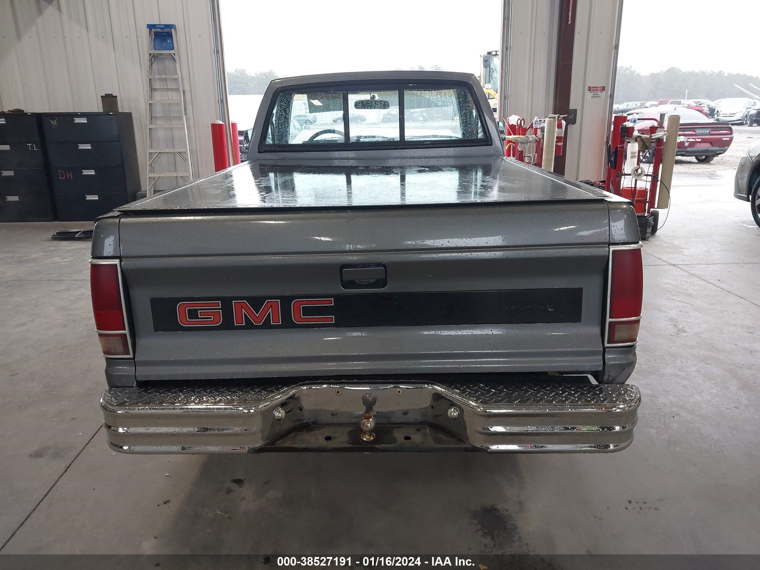 Photo 15 VIN: 1GTCS14Z3K2502353 - GMC NULL 