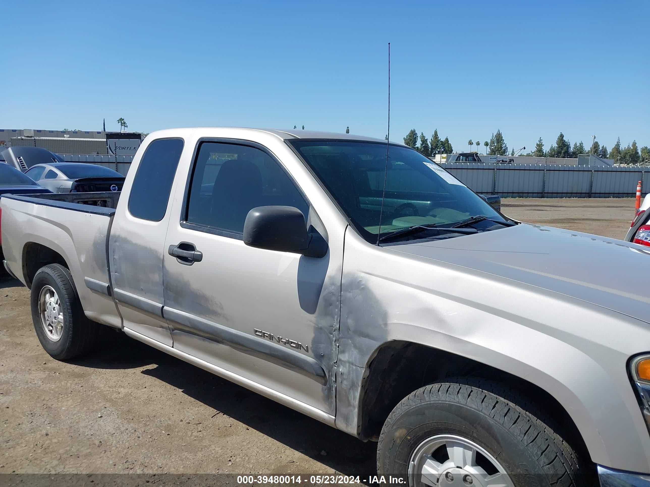 Photo 12 VIN: 1GTCS196748163904 - GMC CANYON 