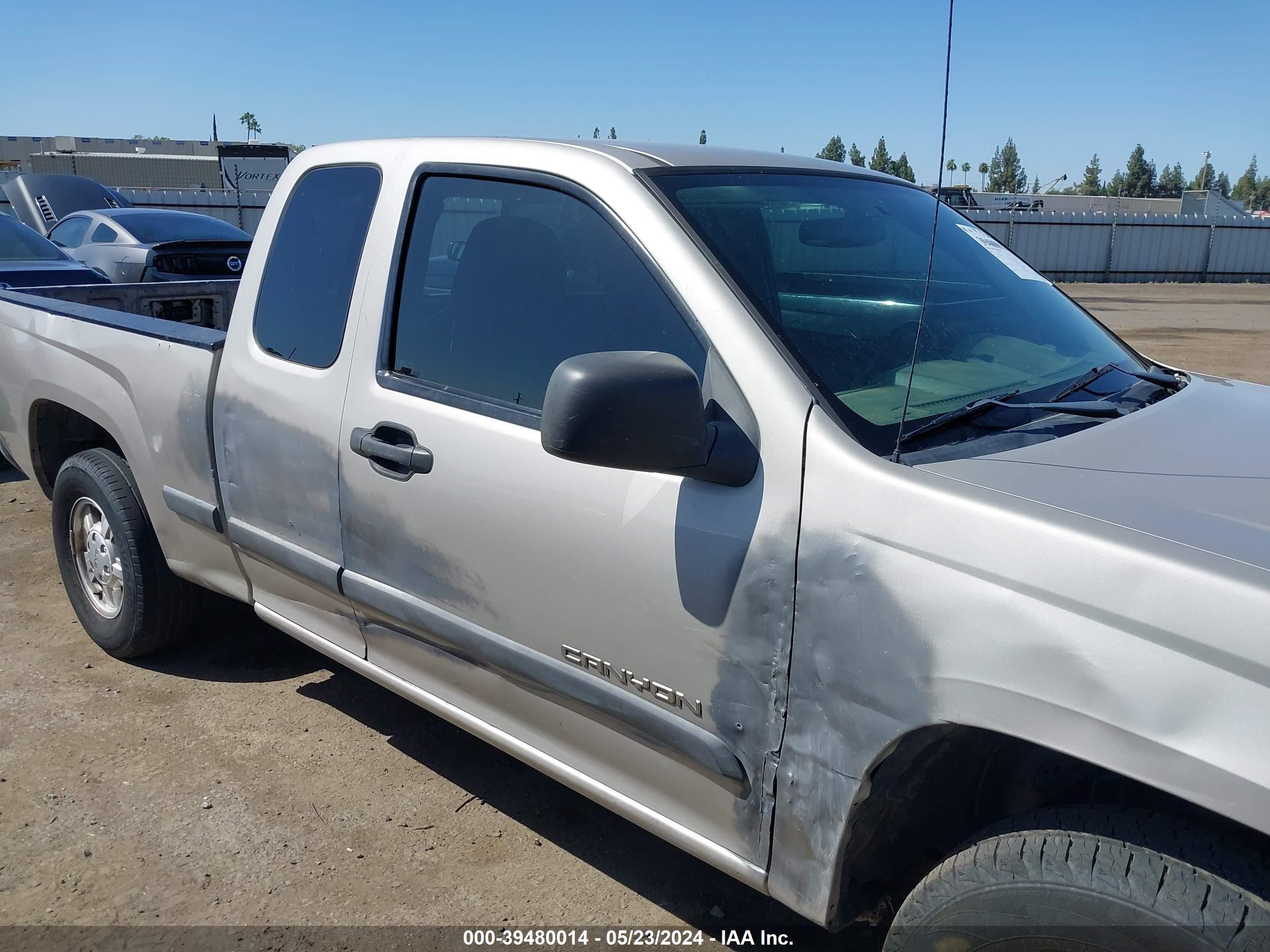 Photo 5 VIN: 1GTCS196748163904 - GMC CANYON 