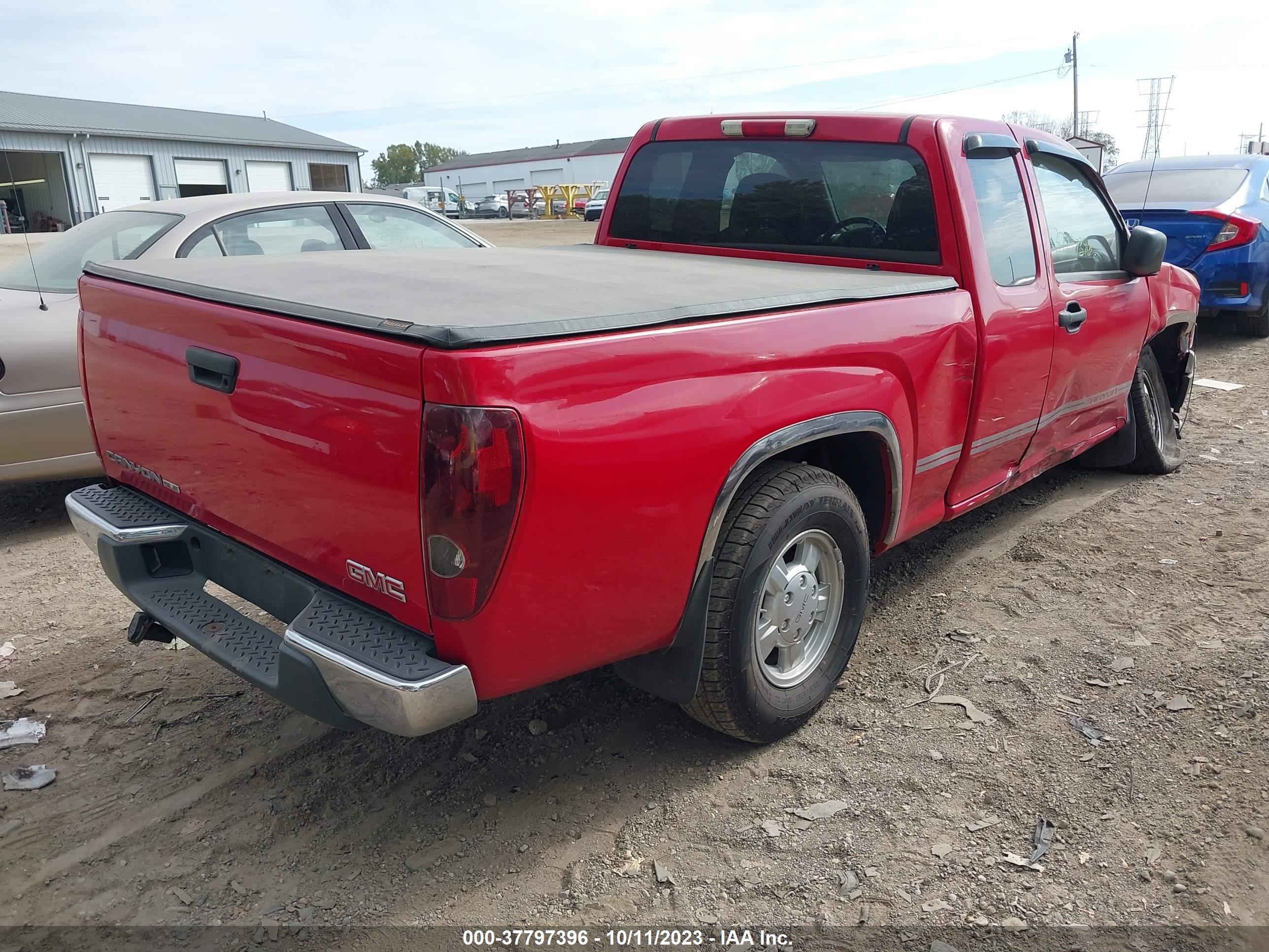 Photo 3 VIN: 1GTCS199778107976 - GMC CANYON 