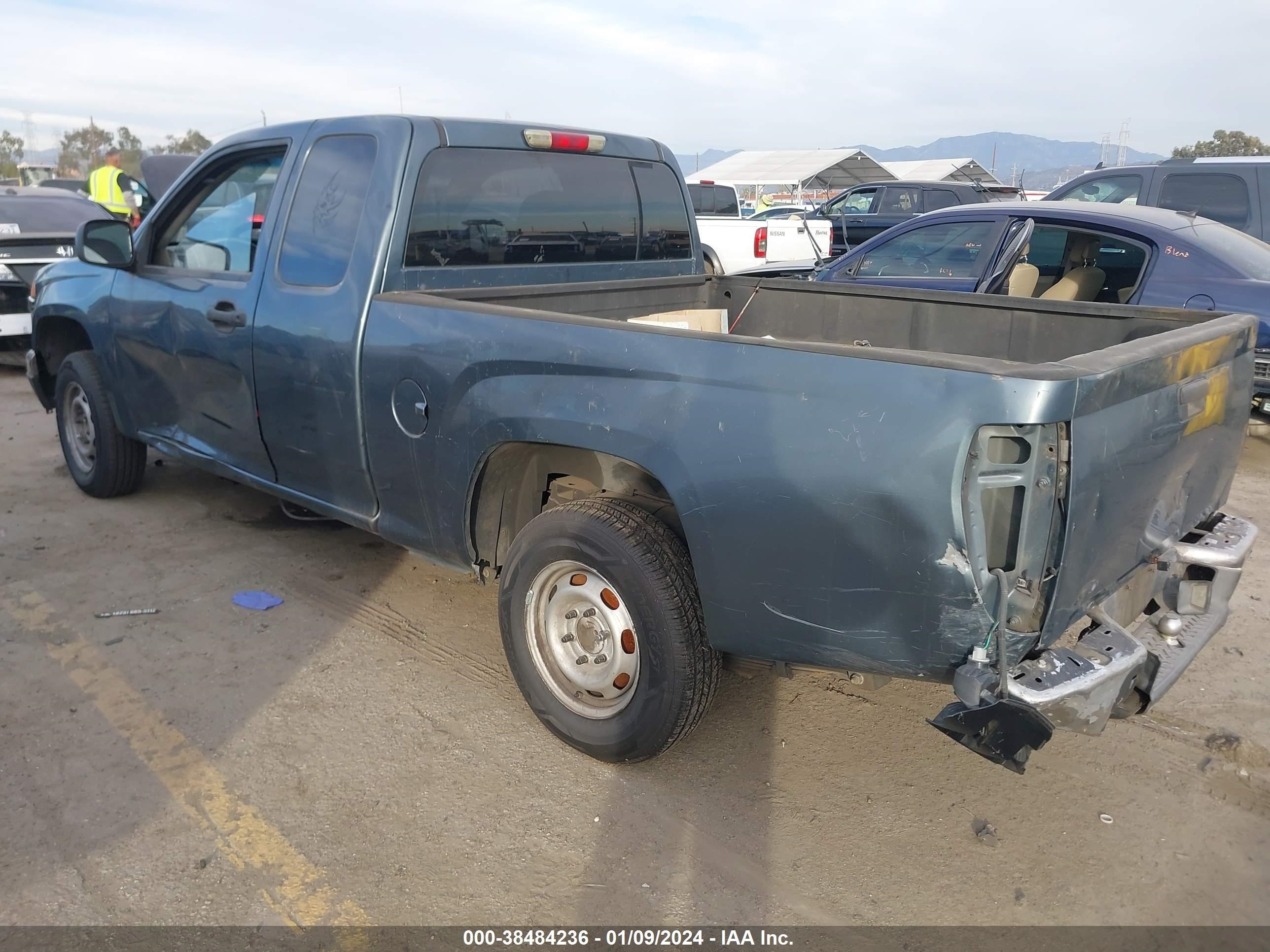 Photo 2 VIN: 1GTCS199878211277 - GMC CANYON 