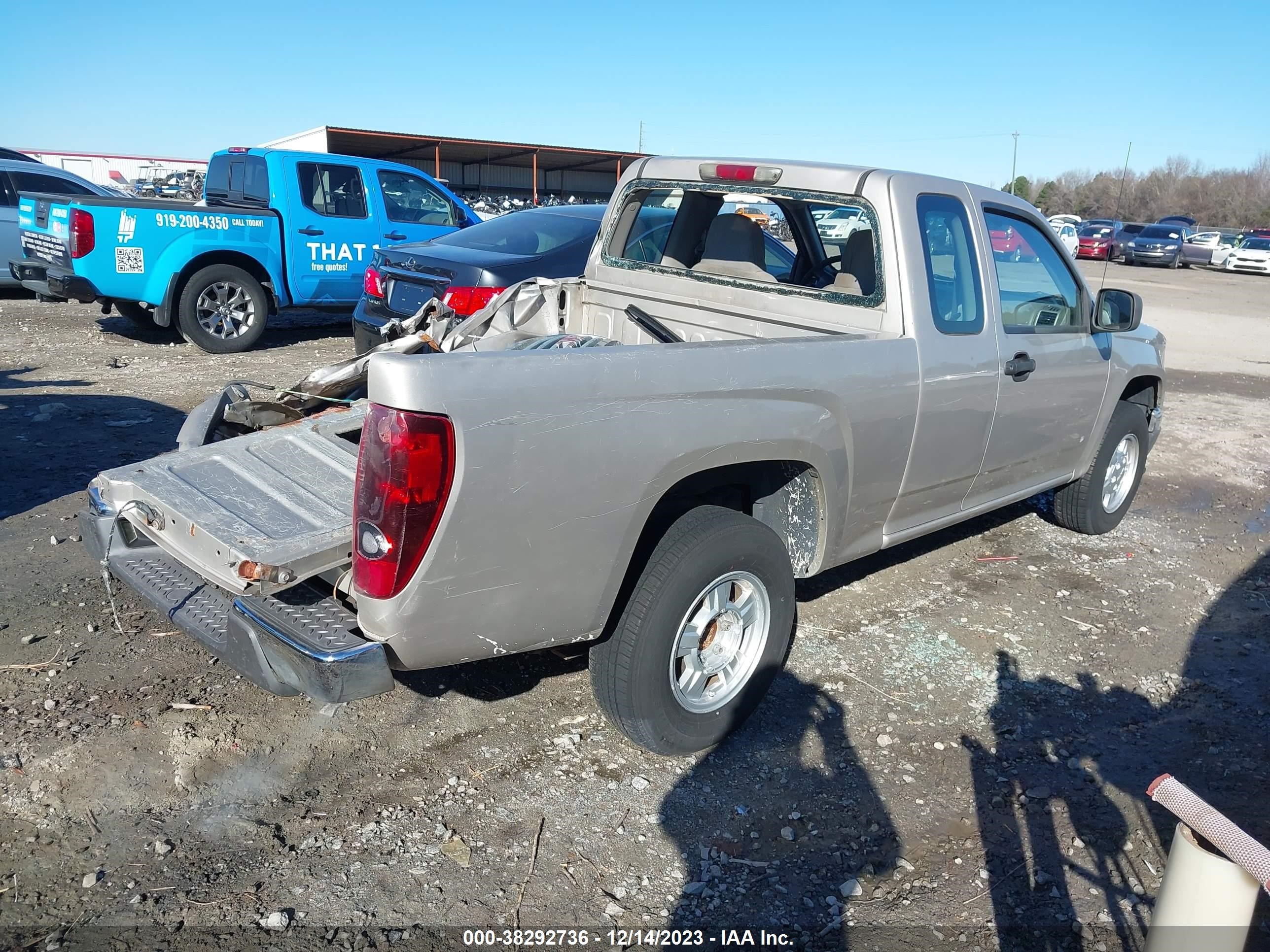 Photo 3 VIN: 1GTCS199978223471 - GMC CANYON 