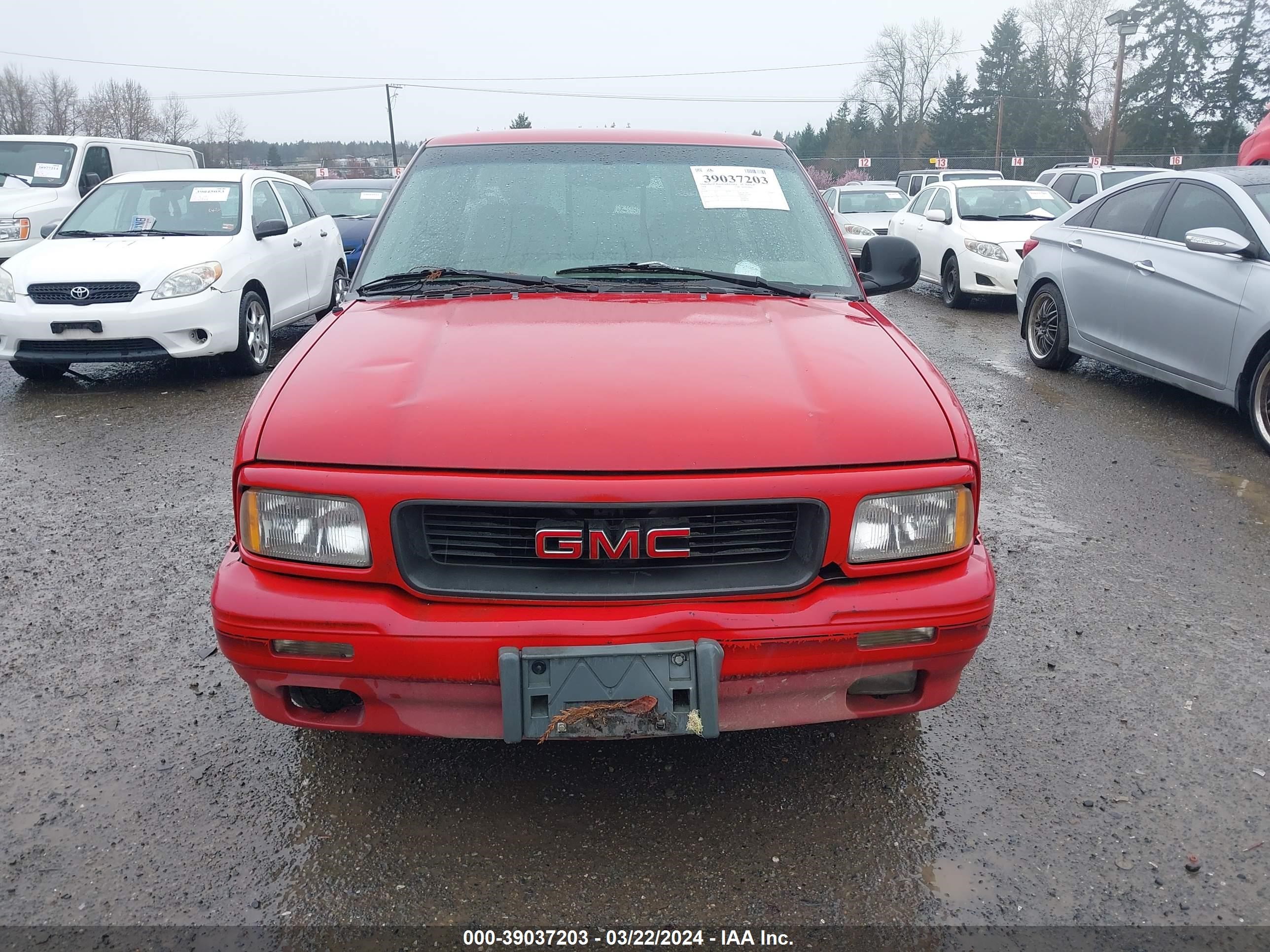 Photo 12 VIN: 1GTCS19W0V8521393 - GMC SONOMA 