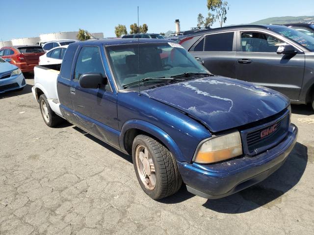 Photo 3 VIN: 1GTCS19W0Y8206050 - GMC SONOMA 