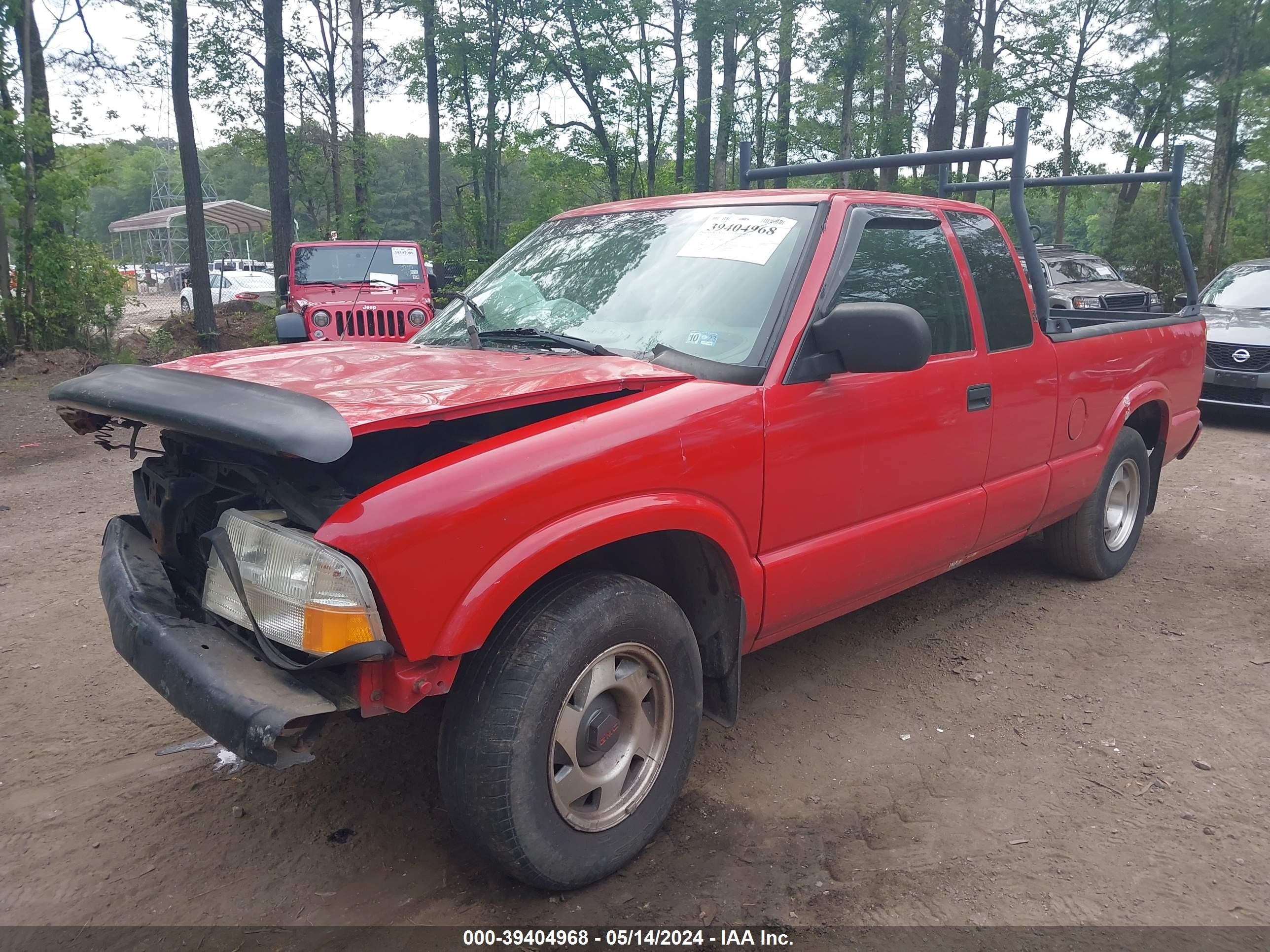 Photo 1 VIN: 1GTCS19W1Y8299645 - GMC SONOMA 