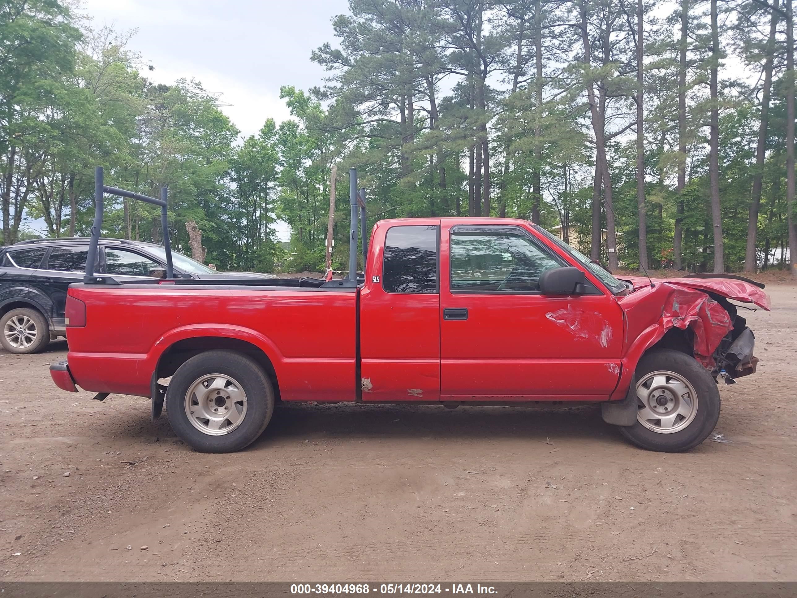 Photo 12 VIN: 1GTCS19W1Y8299645 - GMC SONOMA 