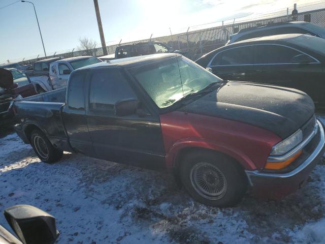 Photo 3 VIN: 1GTCS19W2Y8253709 - GMC SONOMA 