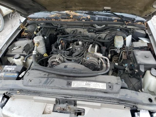 Photo 10 VIN: 1GTCS19W418219809 - GMC SONOMA 