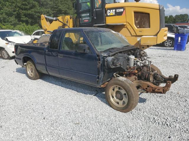 Photo 3 VIN: 1GTCS19W6Y8128132 - GMC SONOMA 