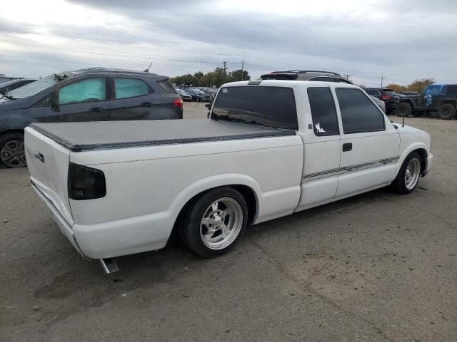 Photo 2 VIN: 1GTCS19W8Y8176036 - GMC SONOMA 